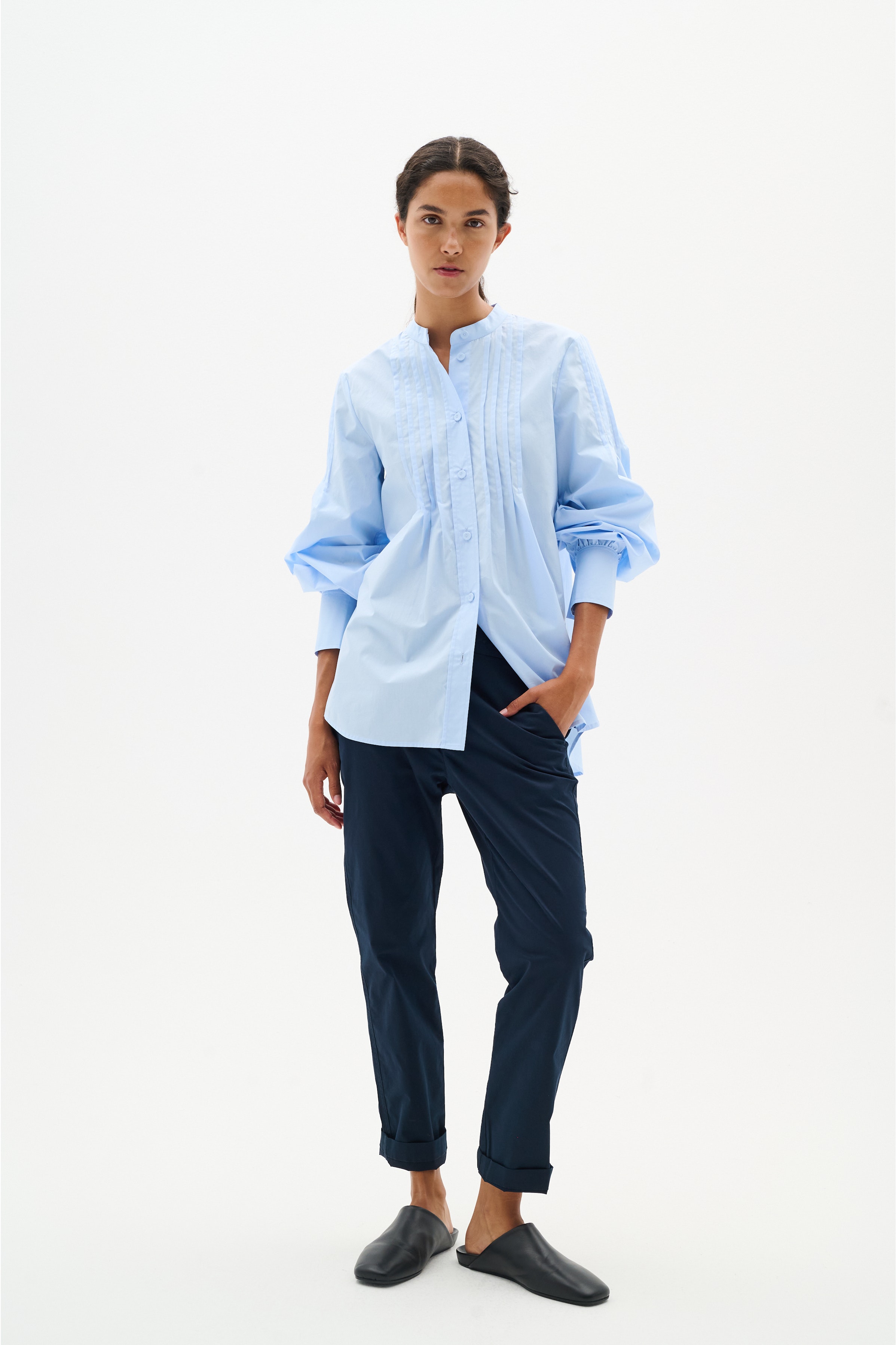 ConorIW Shirt LOOKBOOK FRONT 30110229-154031