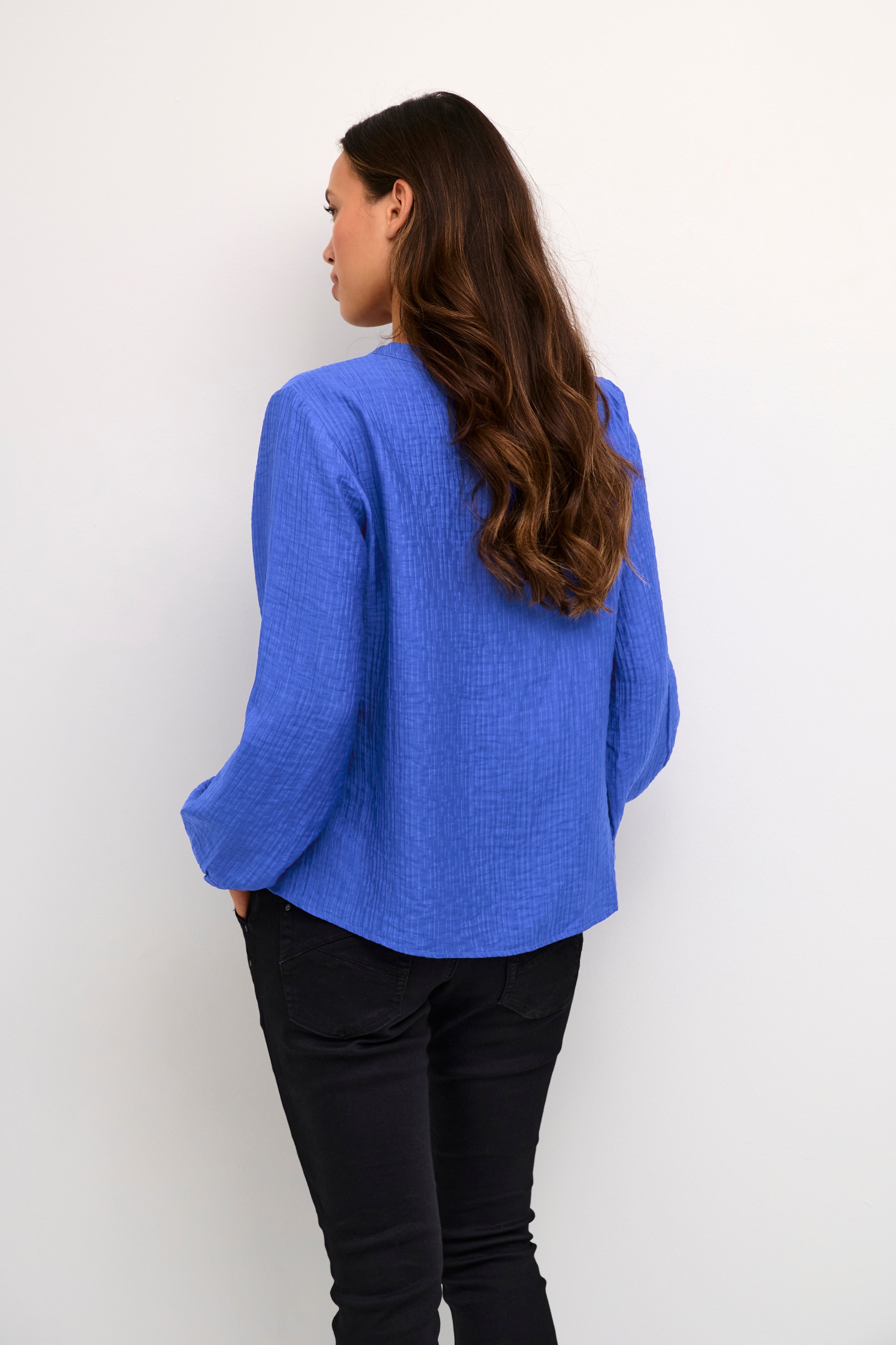 CRWilma Blouse LOOKBOOK BACK 10610930-183949