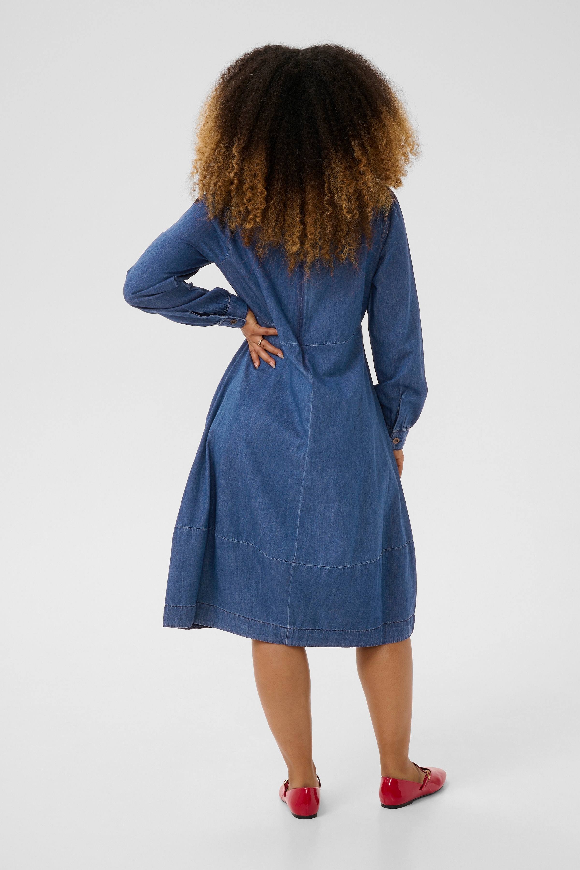 CUarpa denim dress LOOKBOOK BACK 50110205-500029