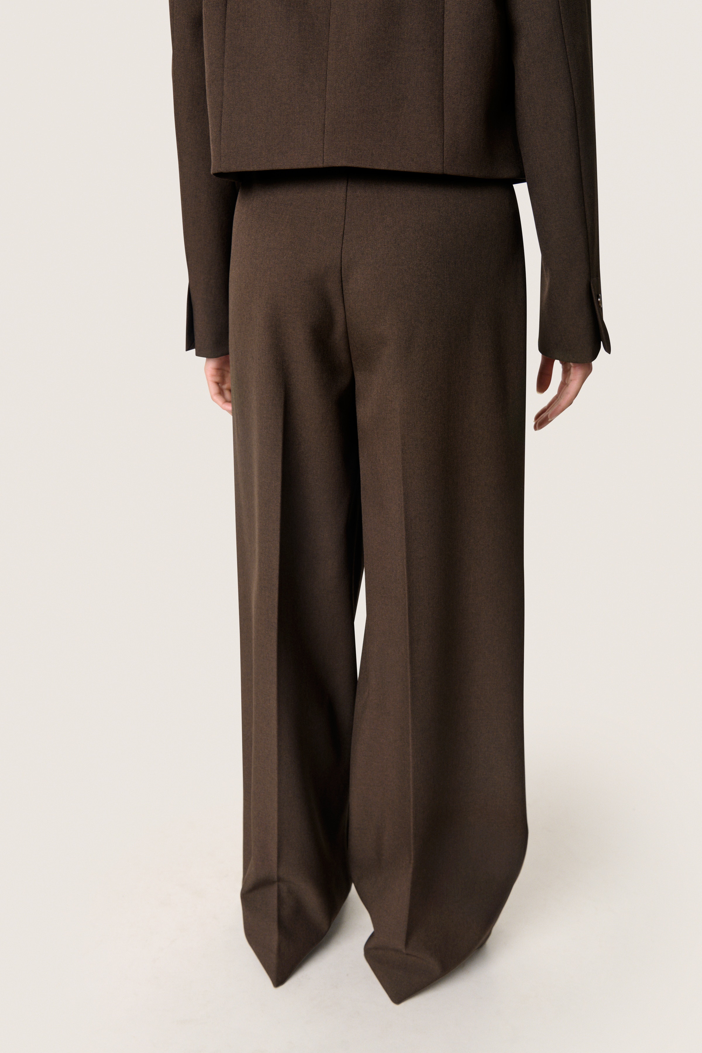 SLLilu Hose LOOKBOOK BACK 30408595-304130