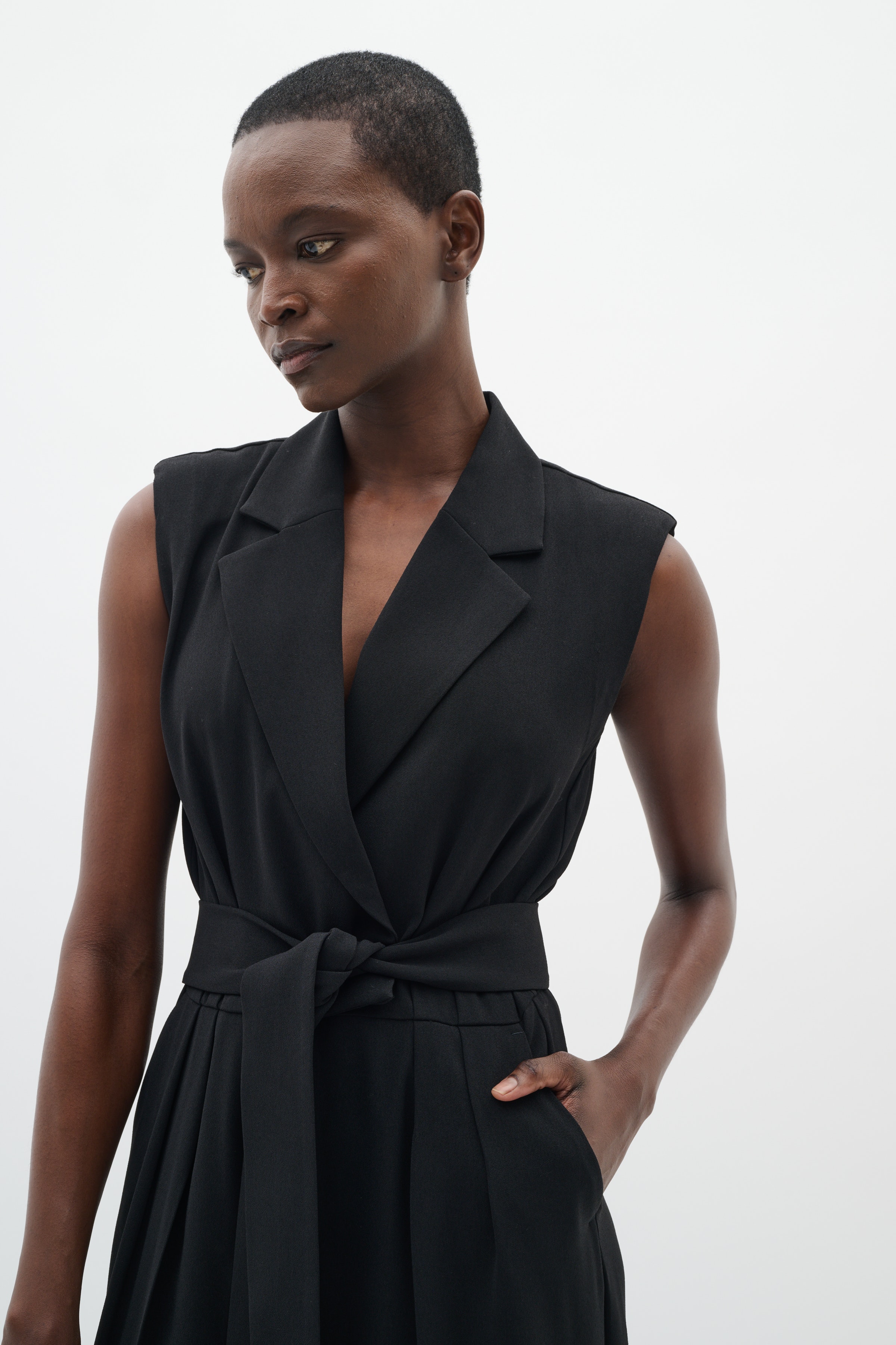 BriezIW Overall LOOKBOOK FRONT 30110966-194008