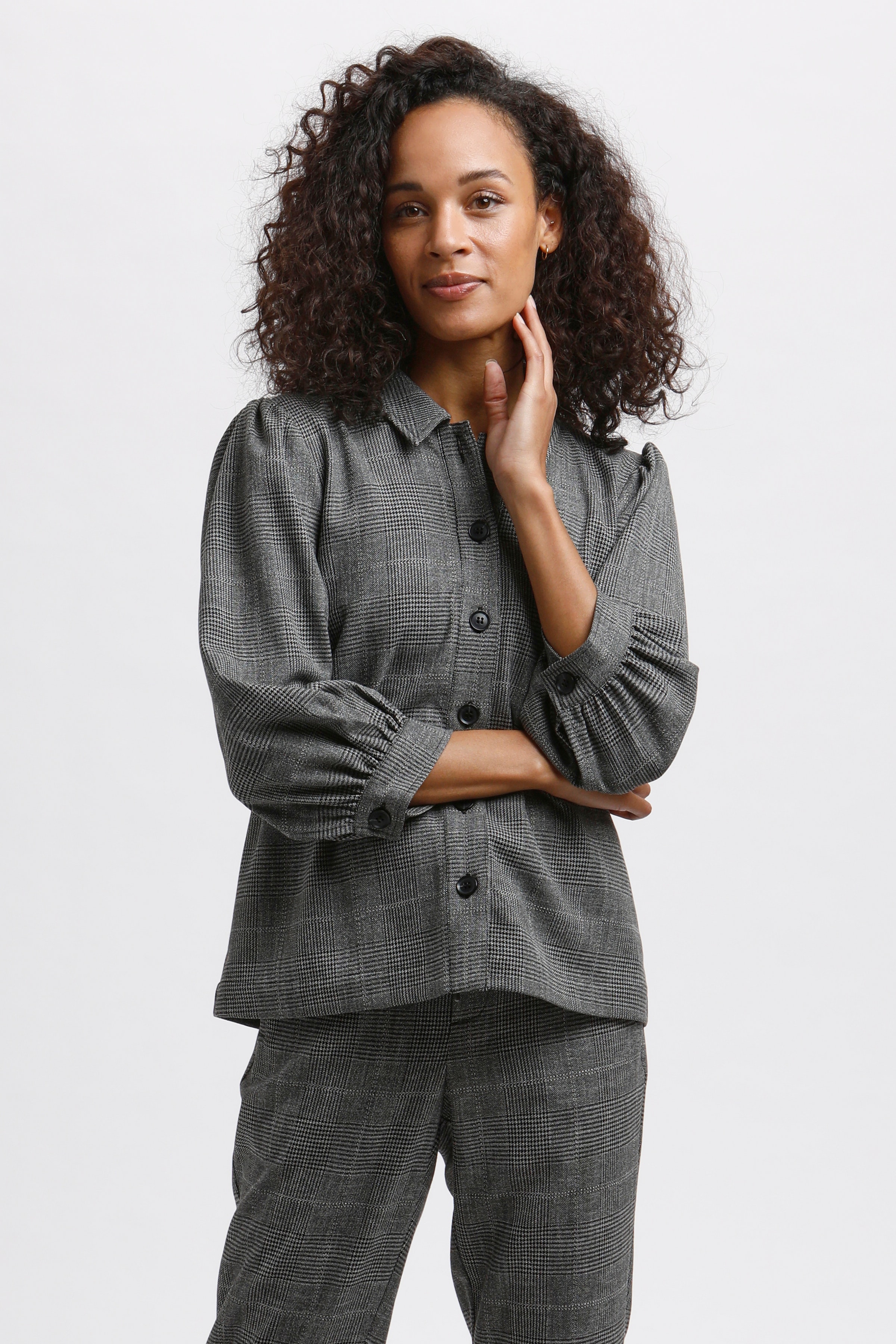 KAsistina Skjorte LOOKBOOK FRONT 10505738-101637