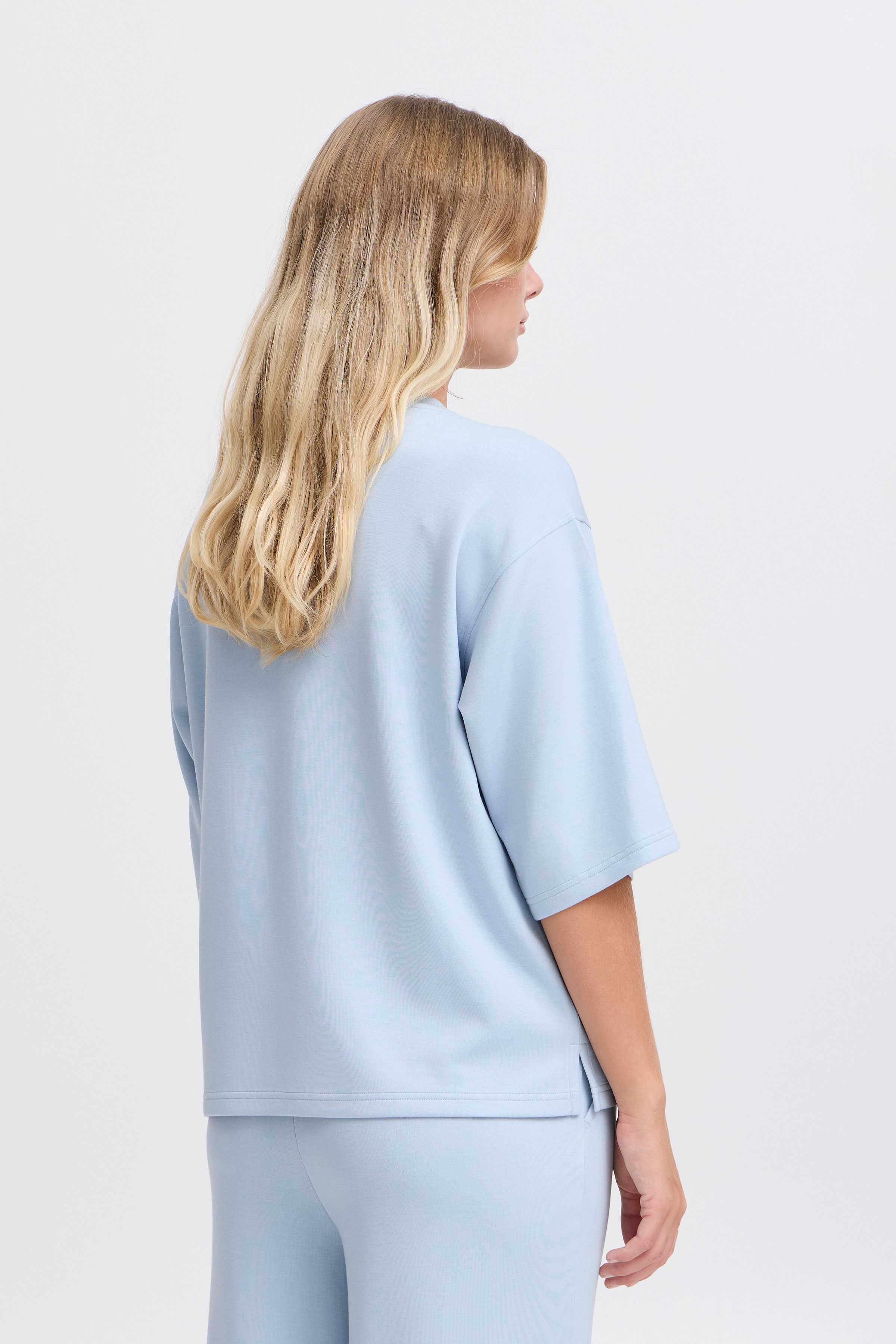 FRAURORA Sweatshirt LOOKBOOK BACK 20615492-144115