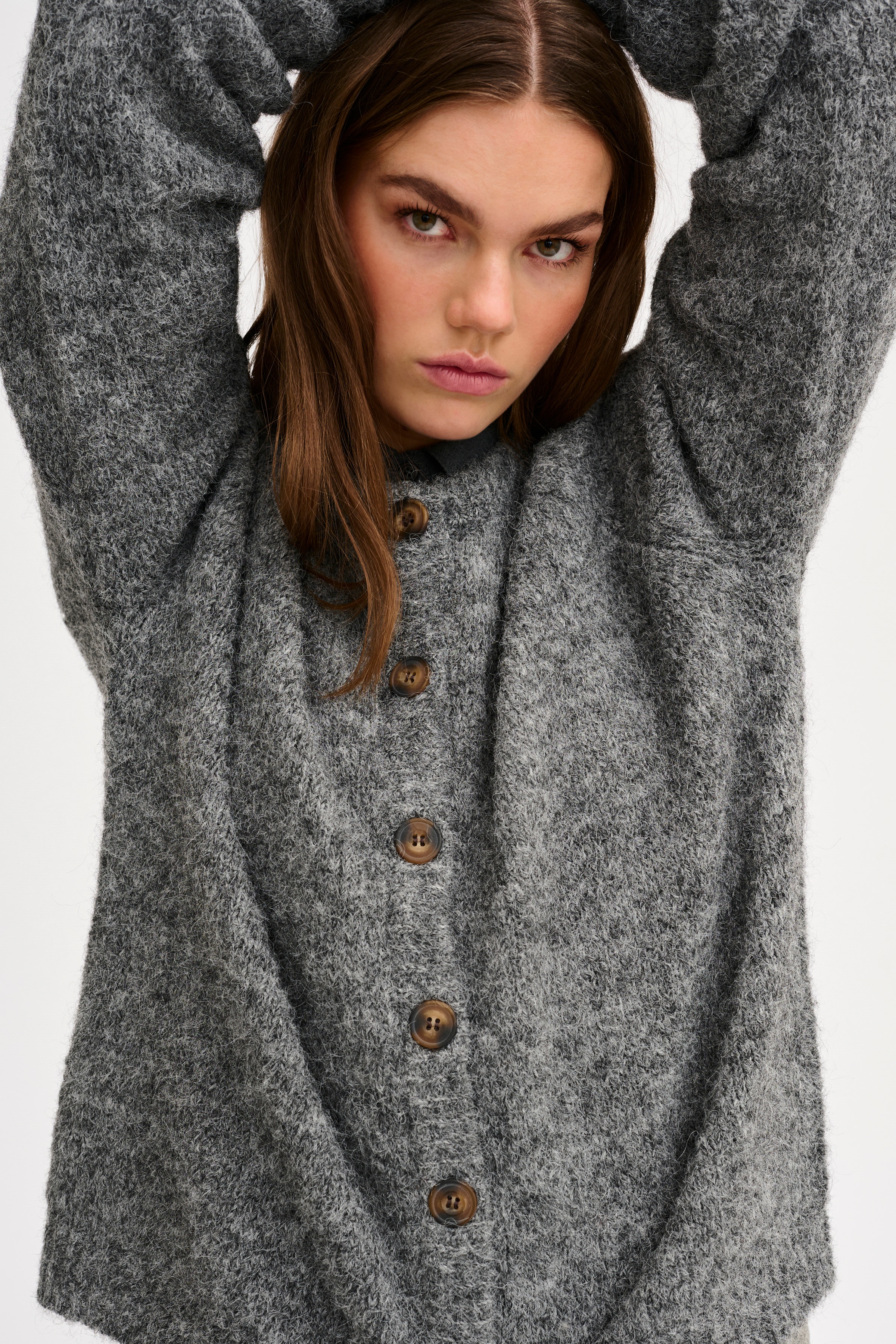 MeenaMW Vest LOOKBOOK DETAIL 10704430-104897