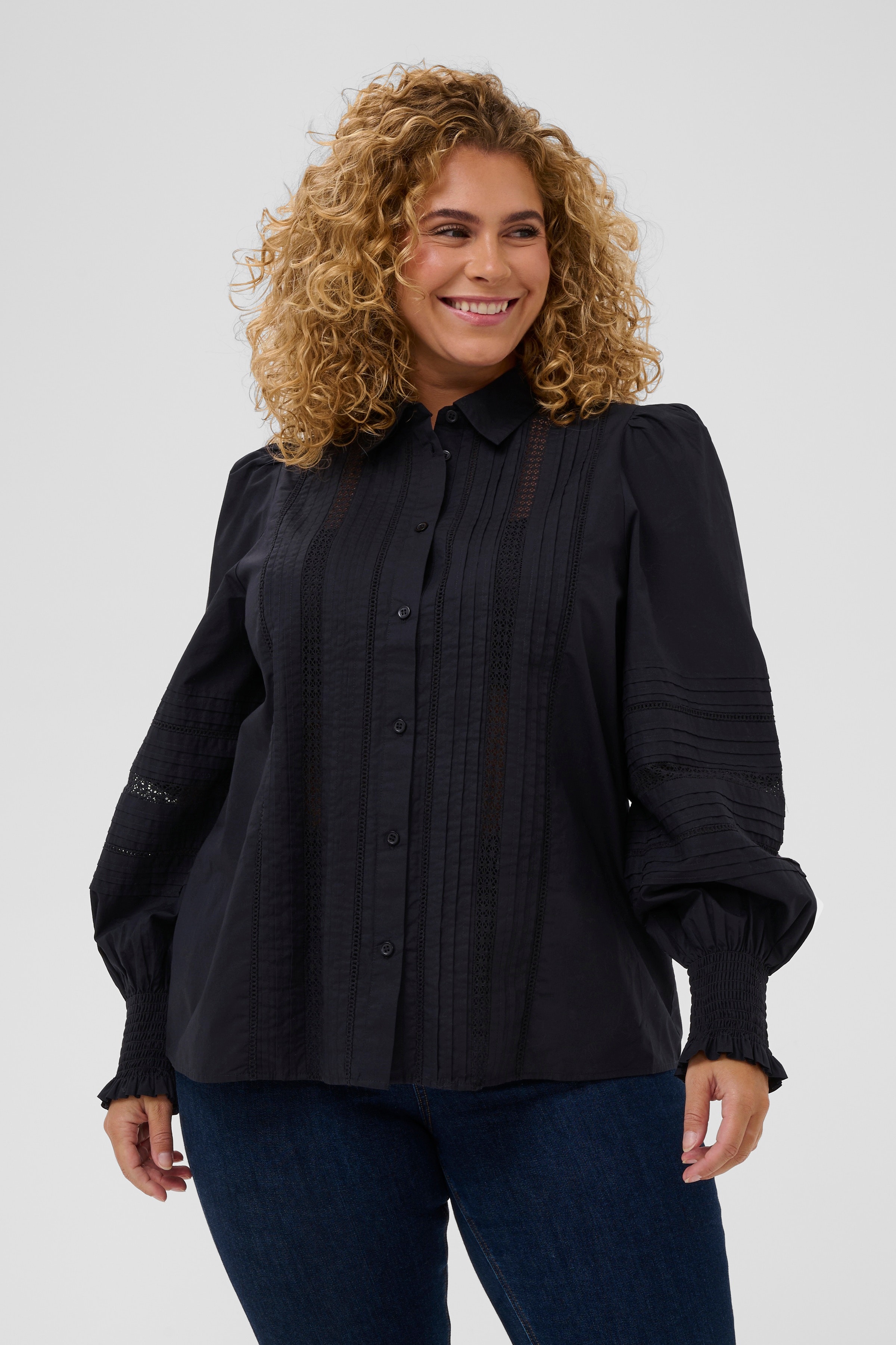 KCbelli Shirt LOOKBOOK FRONT 10583910-100121