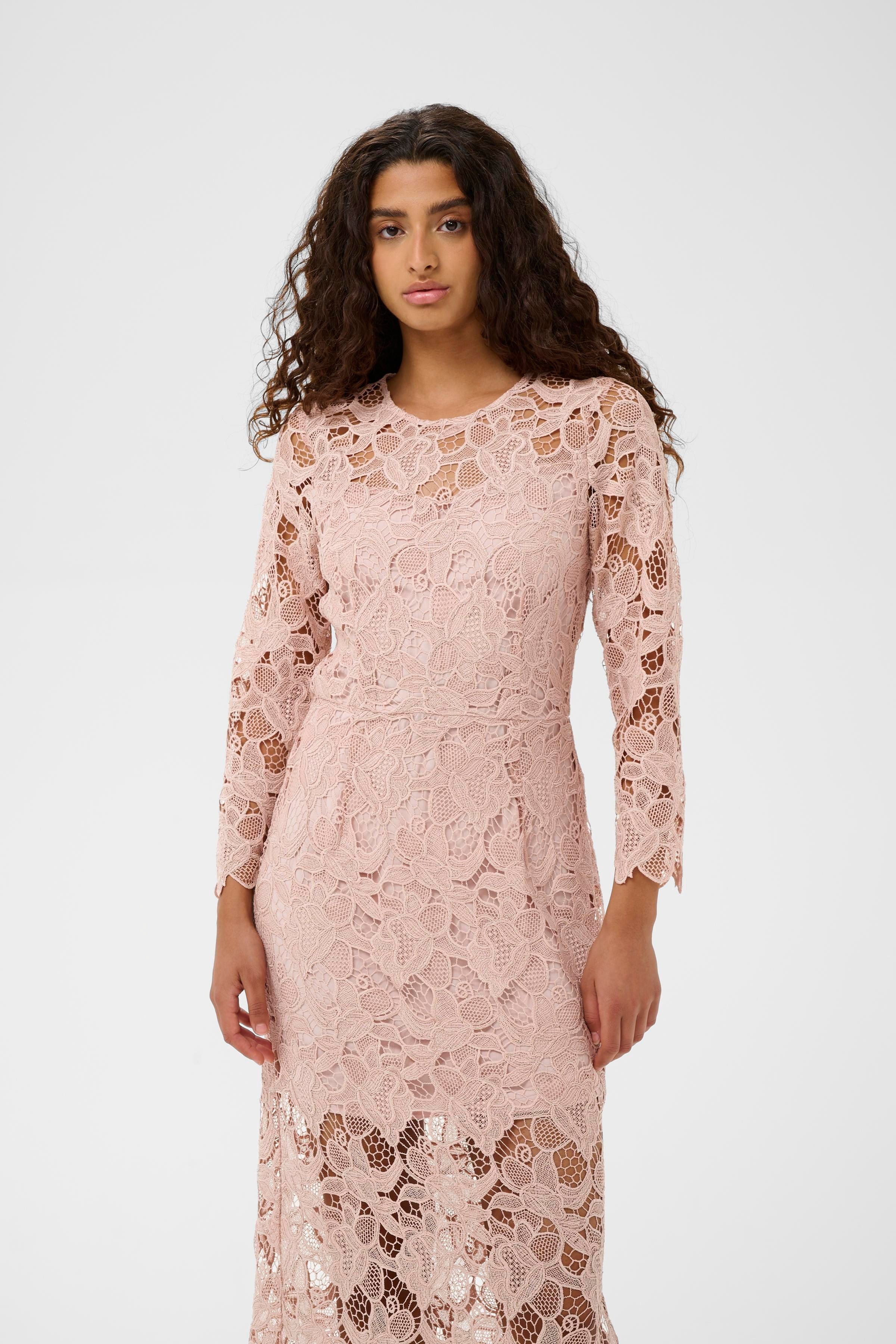 AimeeIW Kjole LOOKBOOK BACK 30110857-161509