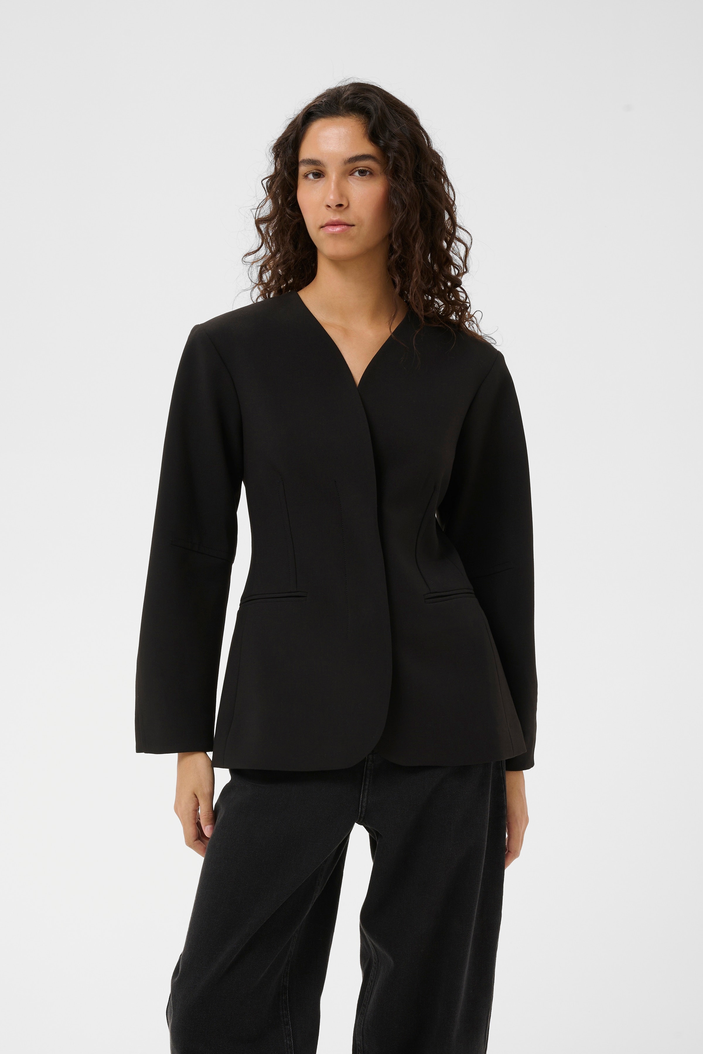 WilcoxIW Blazer LOOKBOOK FRONT 30110188-194008