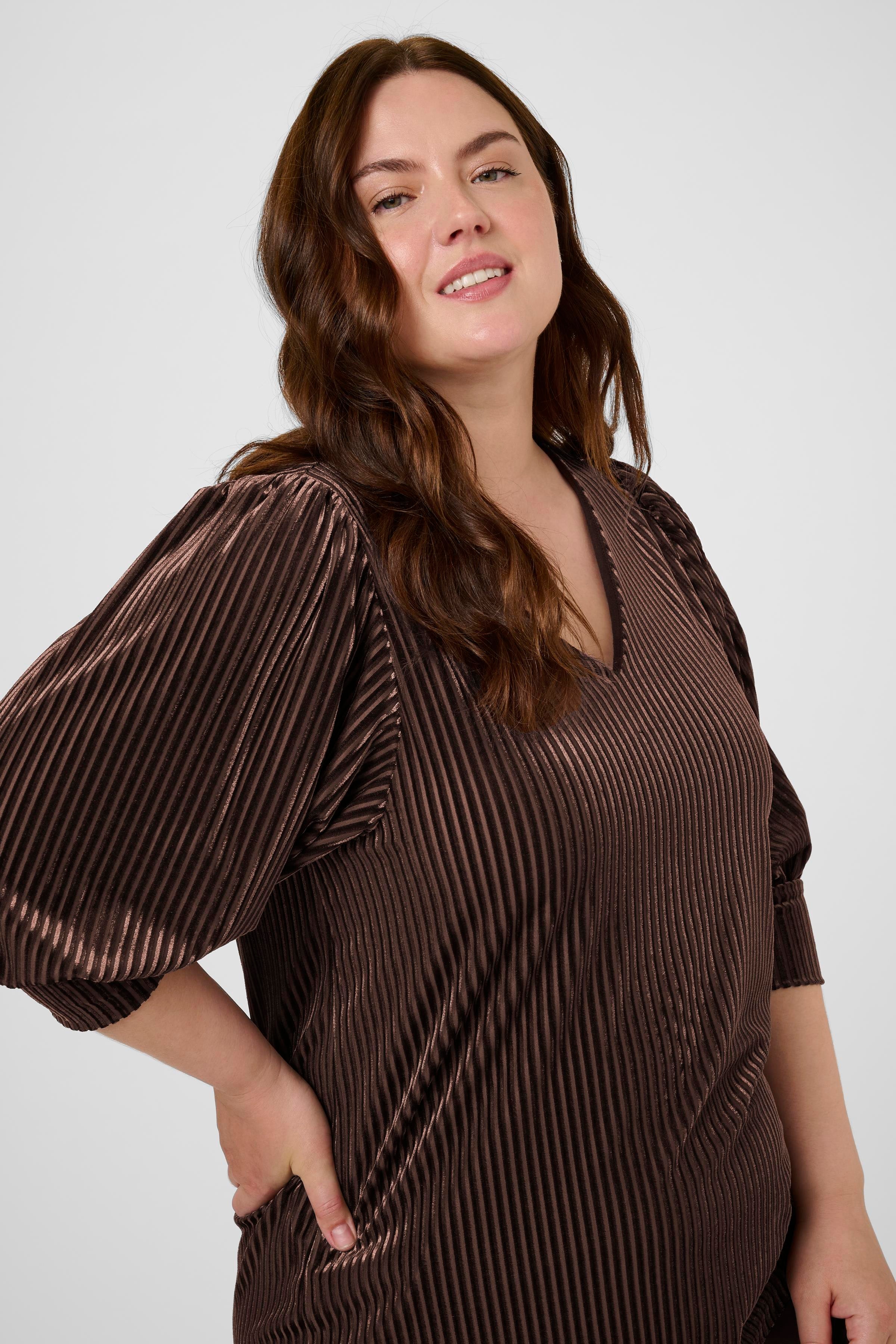 KCcacanna Velourbluse LOOKBOOK DETAIL 10581210-191111