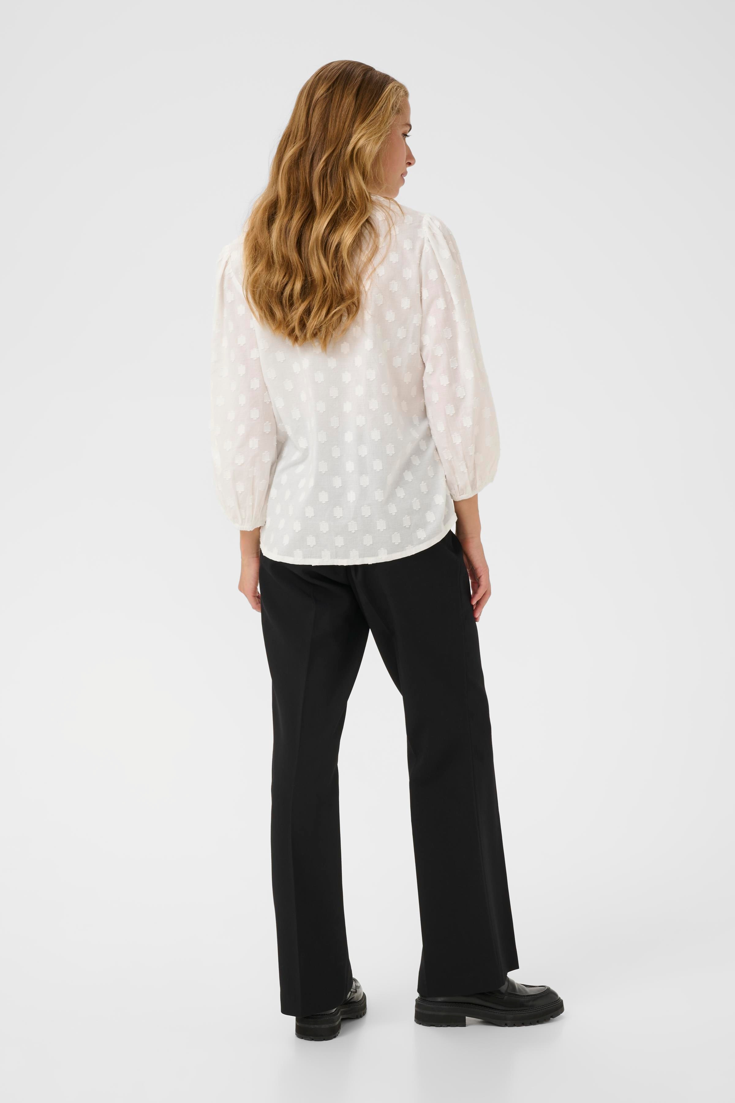 KAenya Bluse LOOKBOOK BACK 10510755-110602