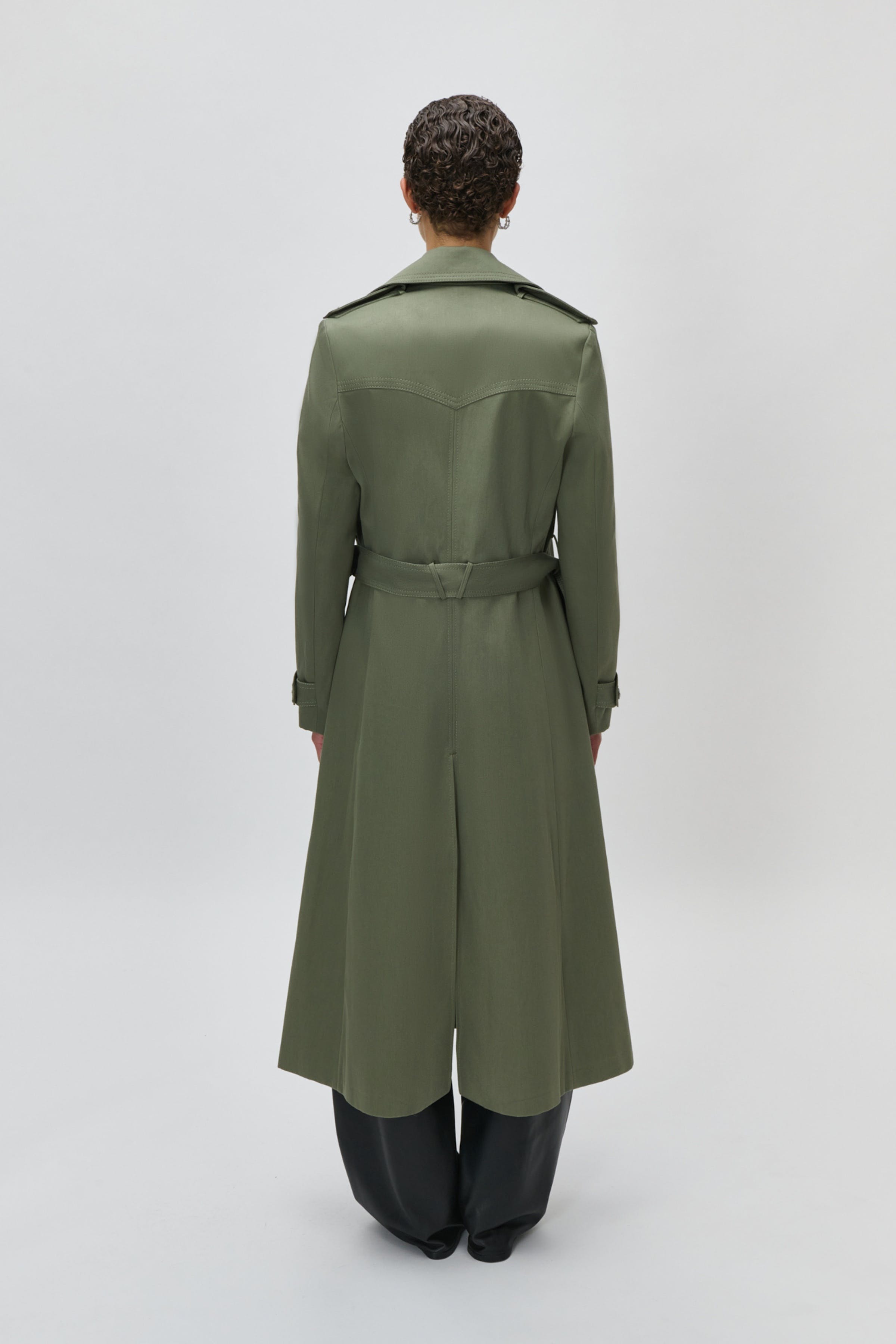 CRESSIDA Coat LOOKBOOK BACK 30600571-GR511