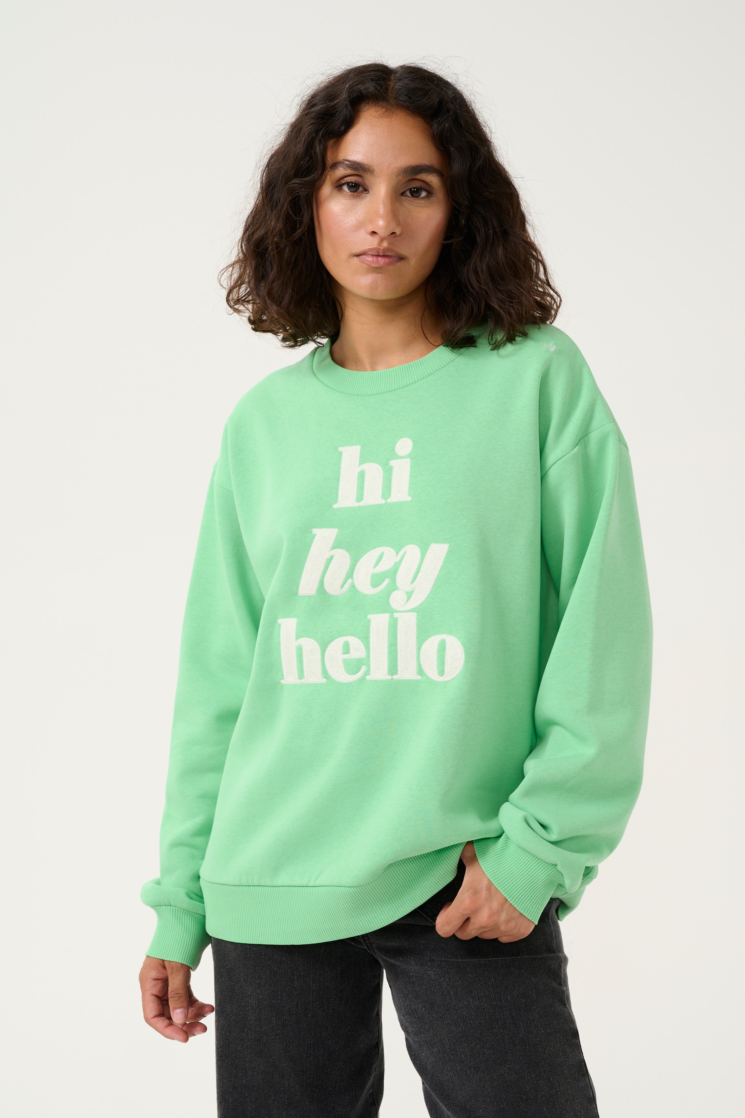 KAellen Sweatshirt LOOKBOOK FRONT 10509447-146340