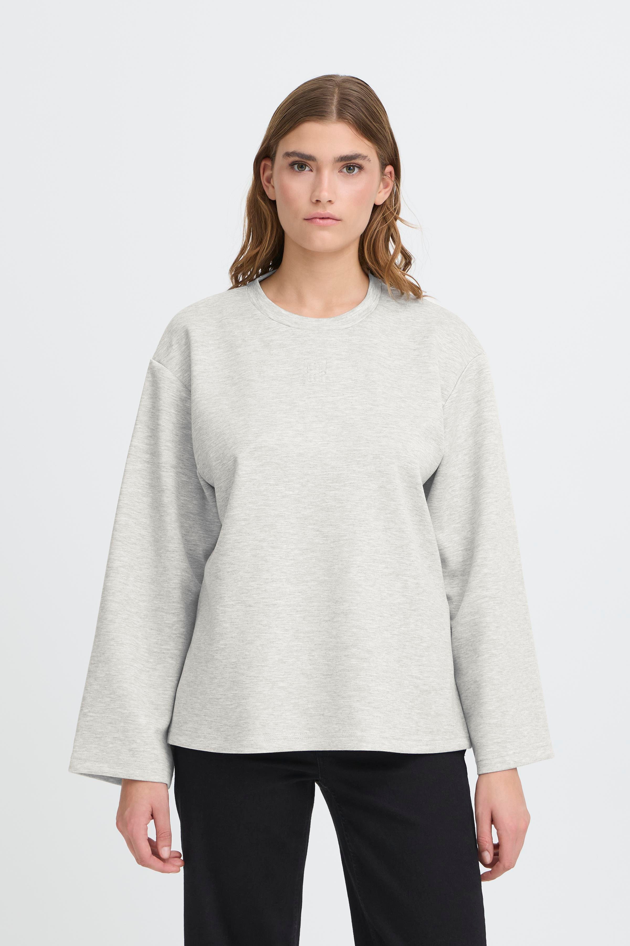 IHKATE T-shirt LOOKBOOK FRONT 20125119-200317