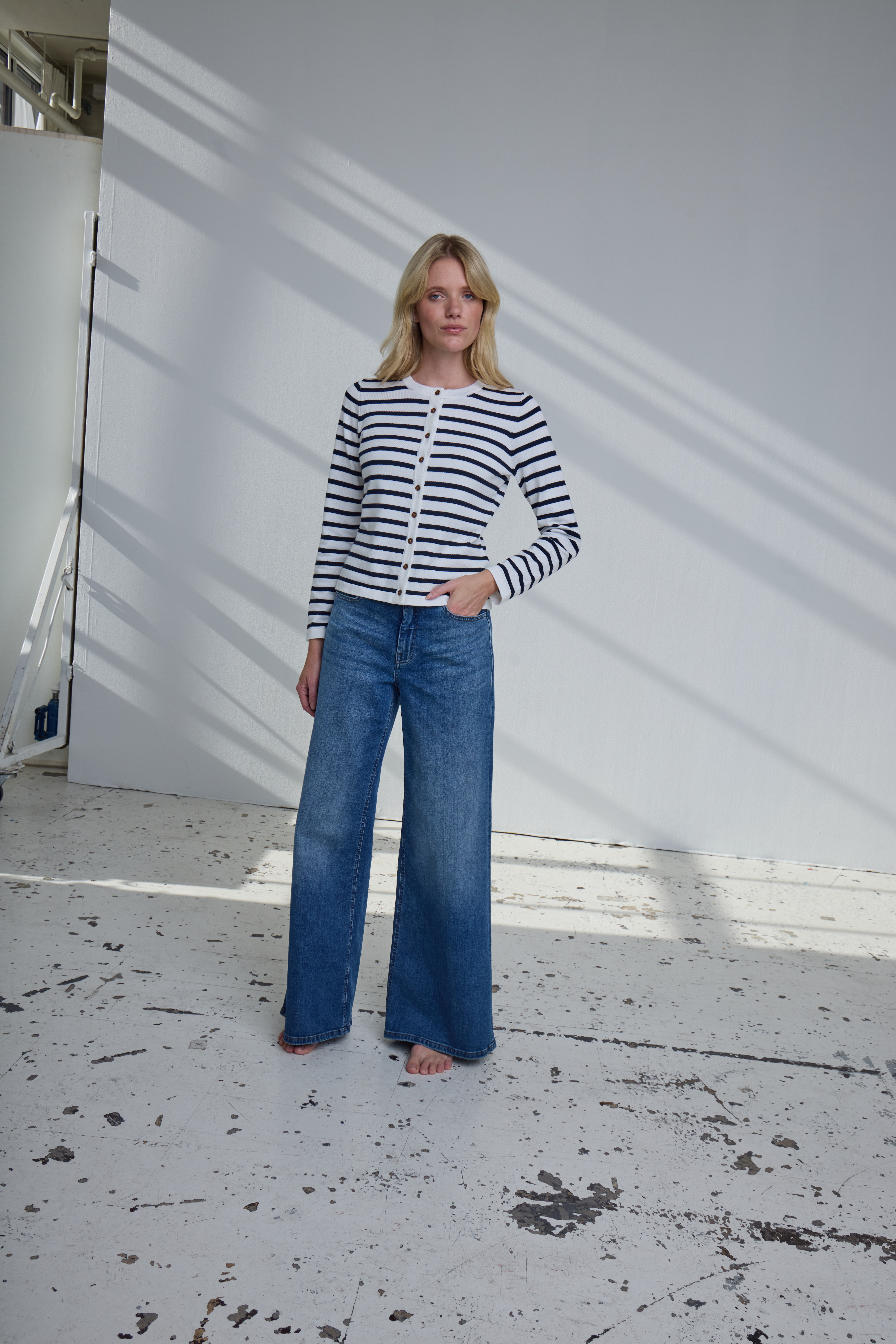 IHLULS O-Neck Cardigan LOCATION NONE 20125808-900007009