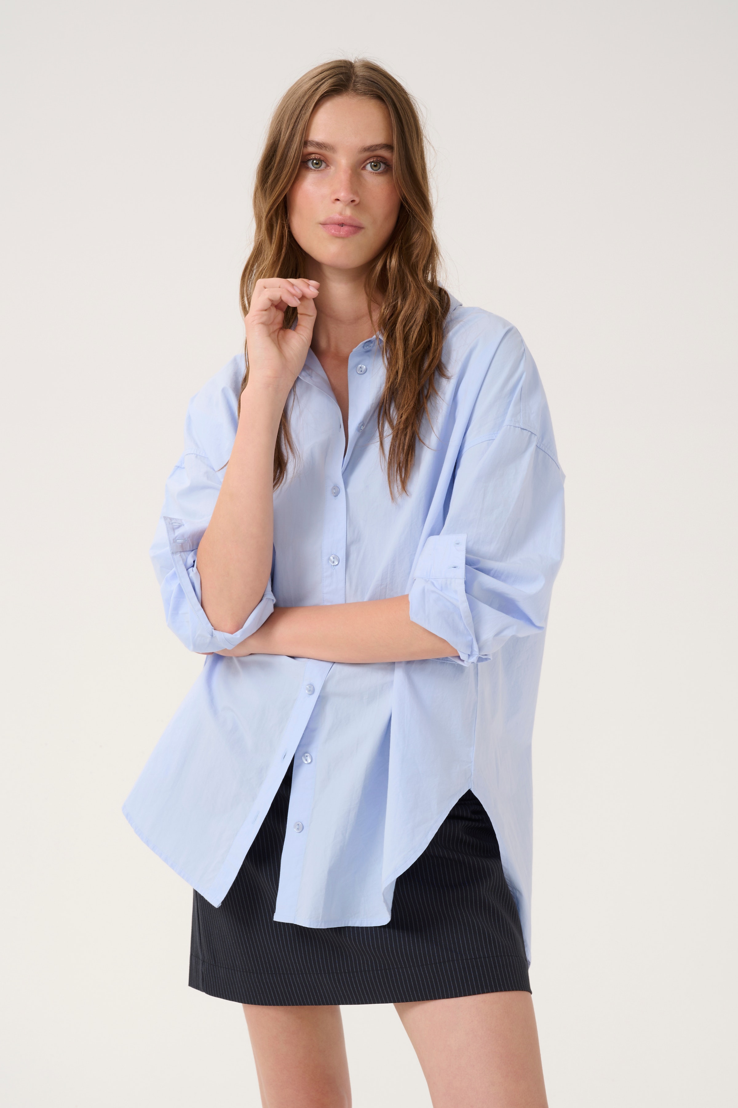 SunnaMW Boxy Shirt LOOKBOOK FRONT 10705021-153915