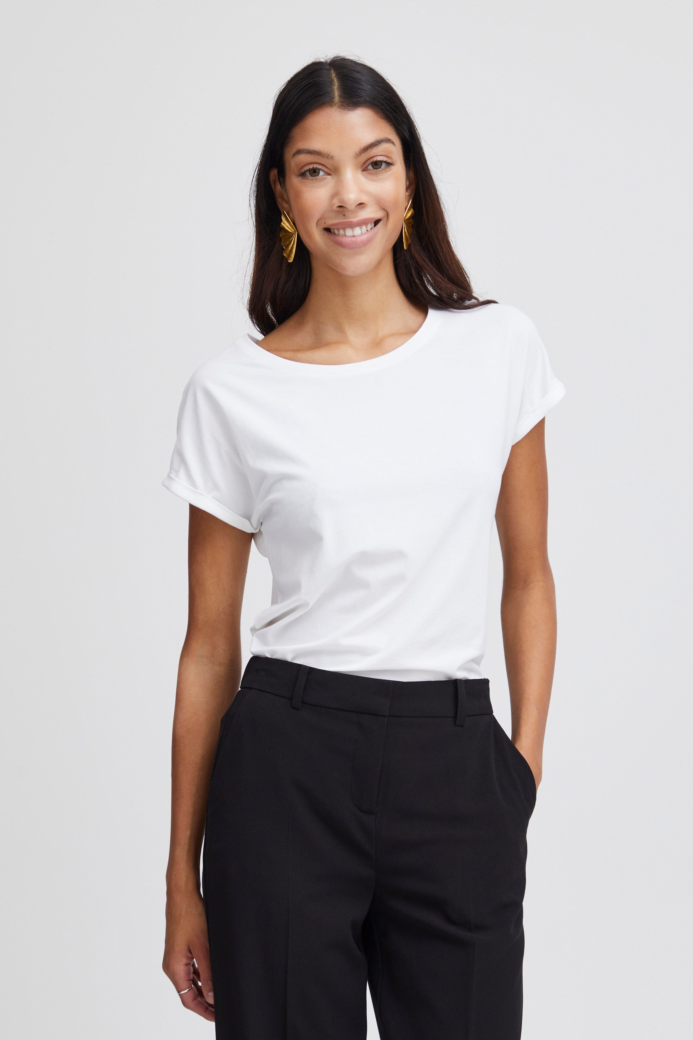 BYPamila T-shirt LOOKBOOK FRONT 20804205-80100