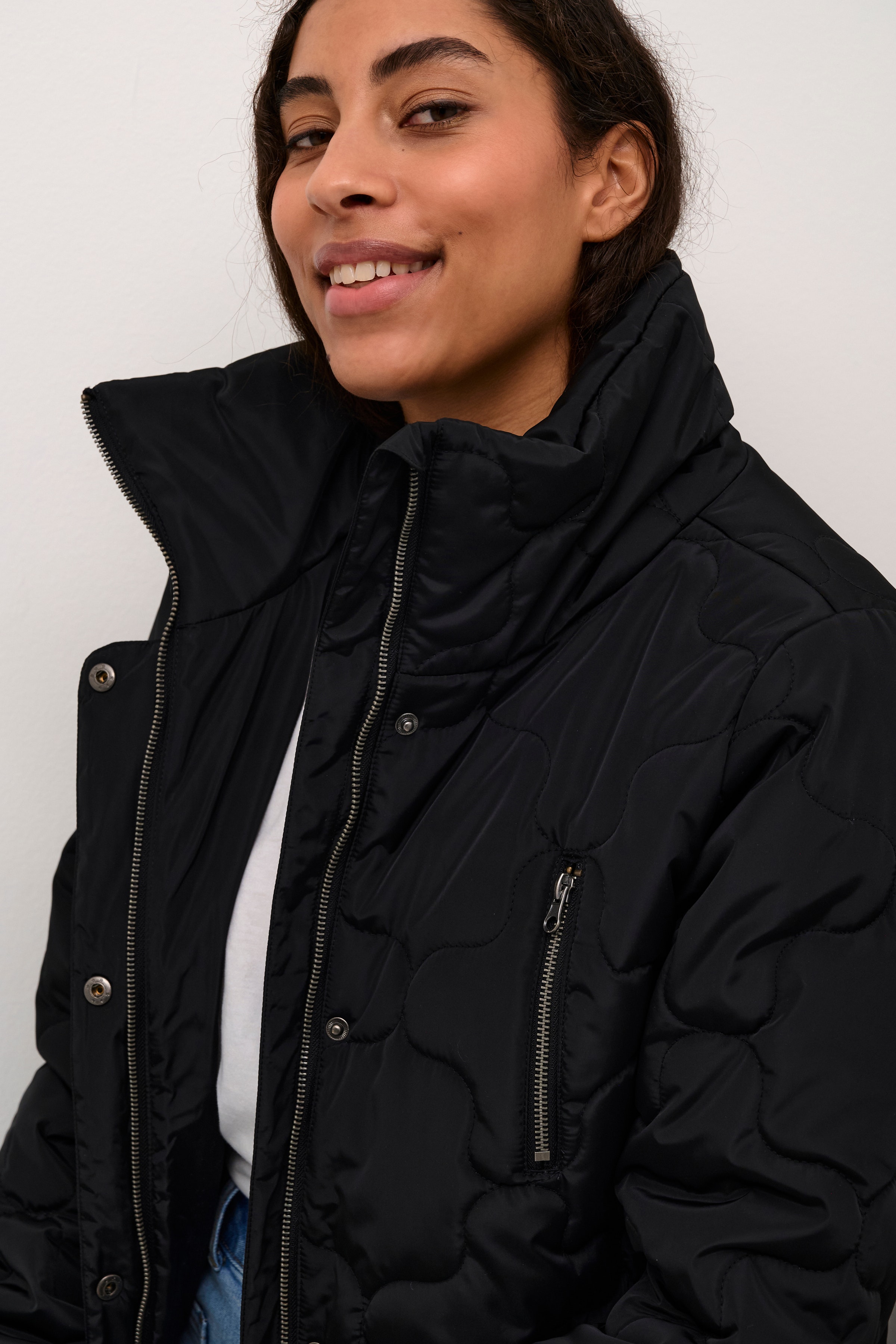 KAlindsay Outerwear LOOKBOOK DETAIL 10508804-100121