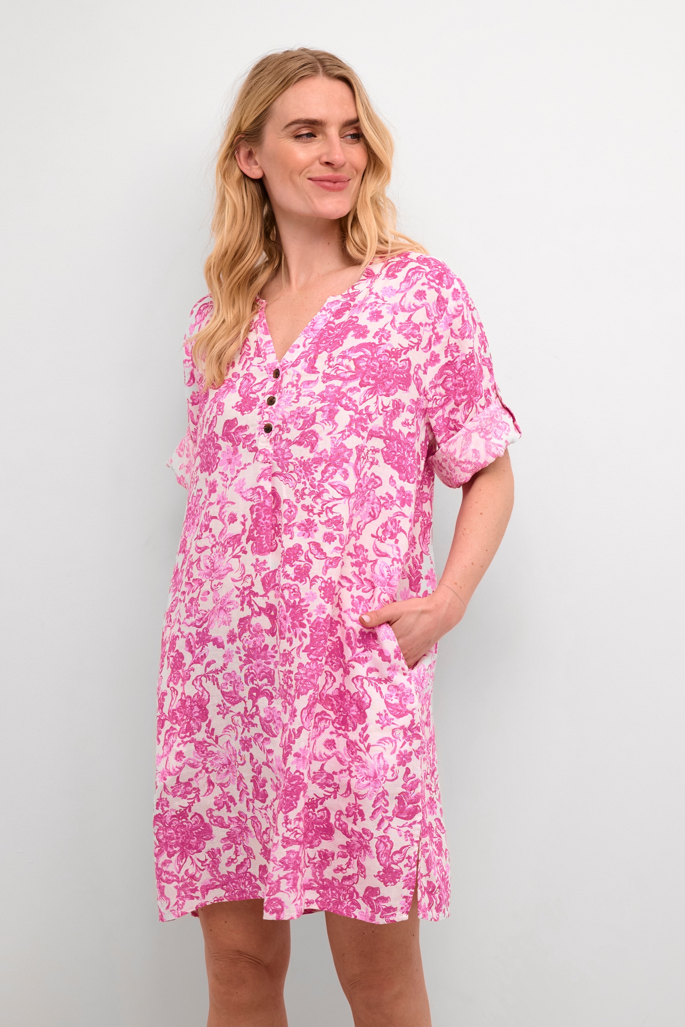 CRBellis Linen Dress LOOKBOOK FRONT 10611576-105997