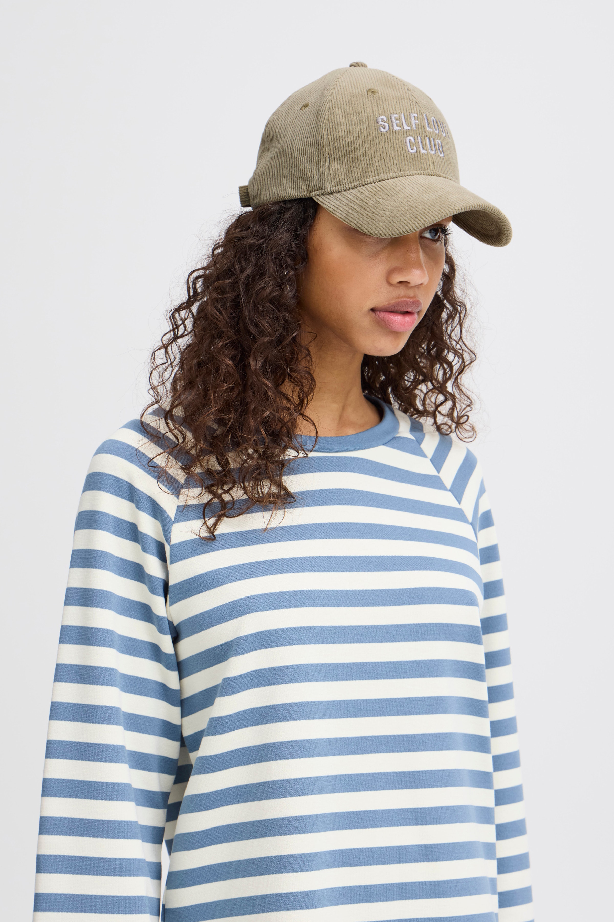 IACORDIA Cap LOOKBOOK DETAIL 20121712-171212