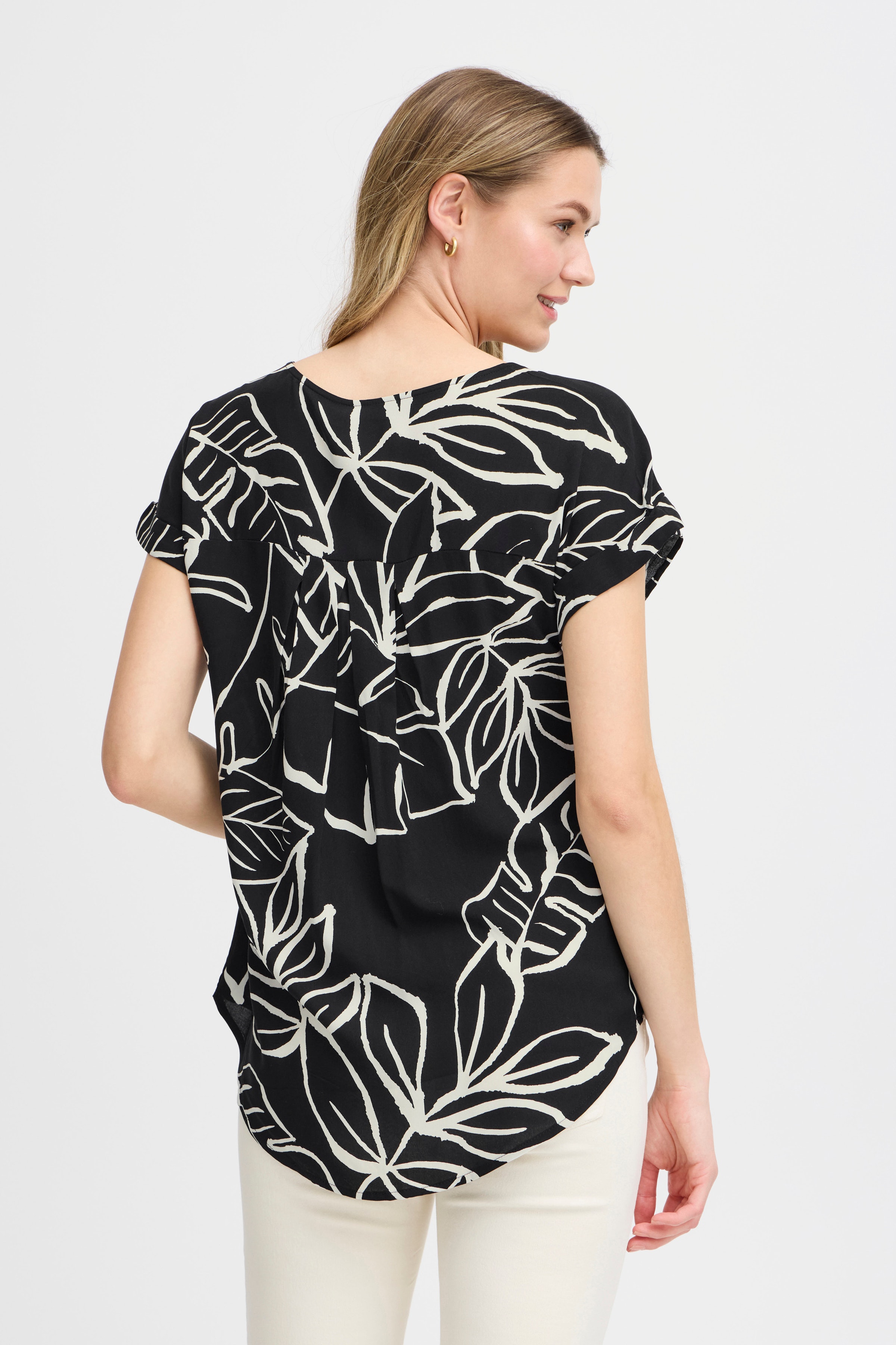 FRRELAX Bluse LOOKBOOK FRONT 20613663-203074
