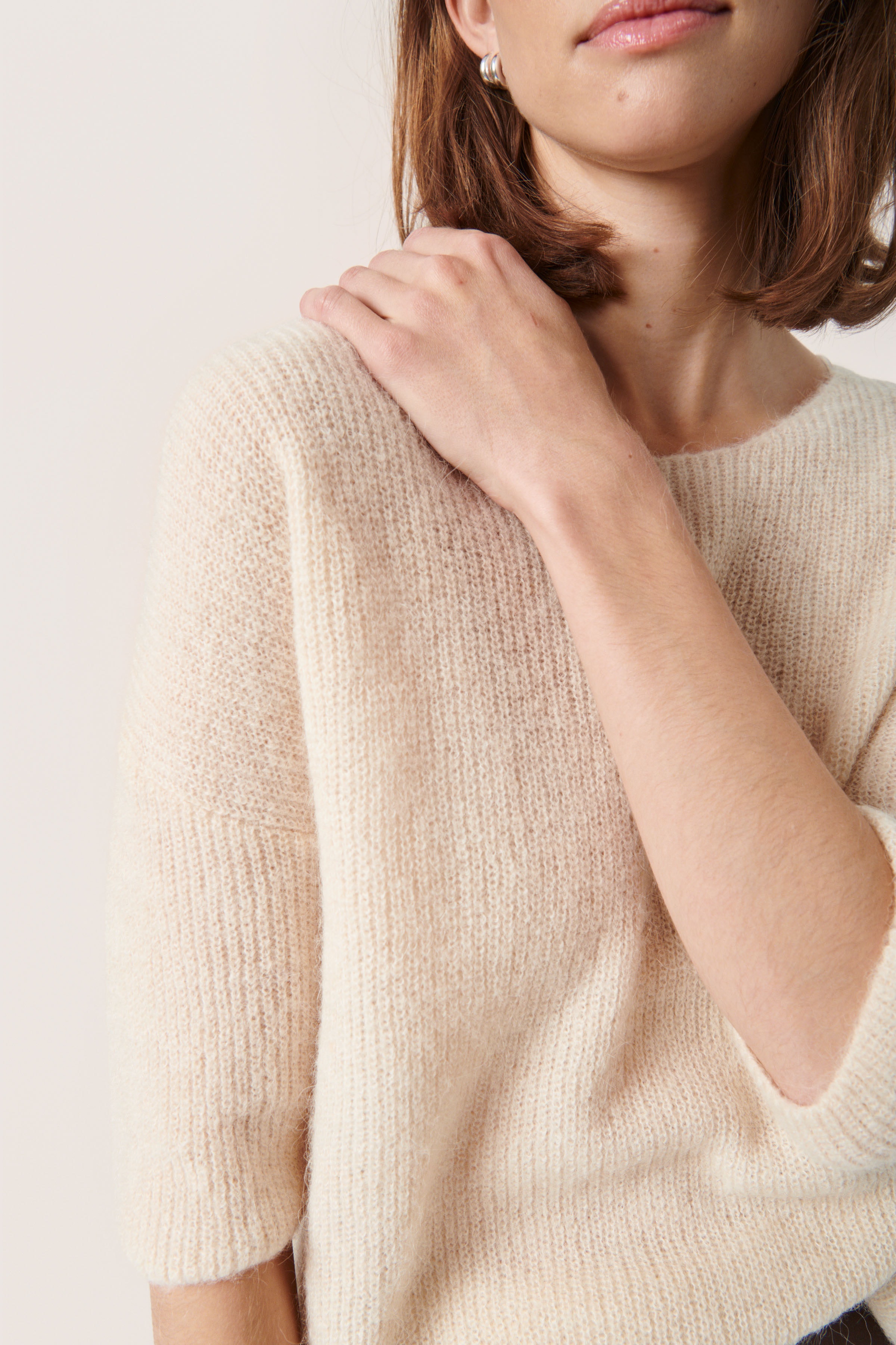 Tuesday Pullover LOOKBOOK DETAIL 30400427-130907