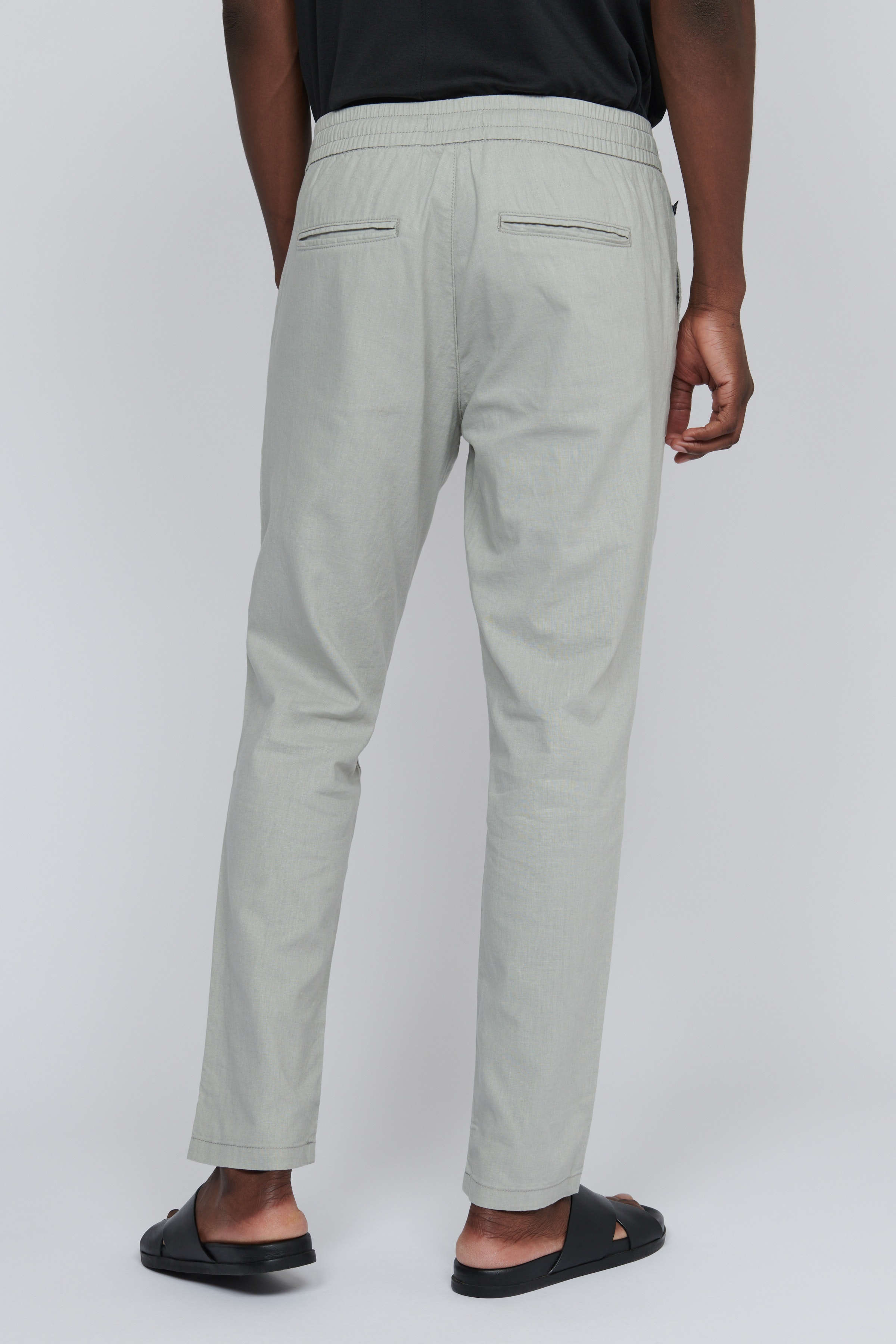 MAbarton linen trousers LOOKBOOK FRONT 30206031-164703