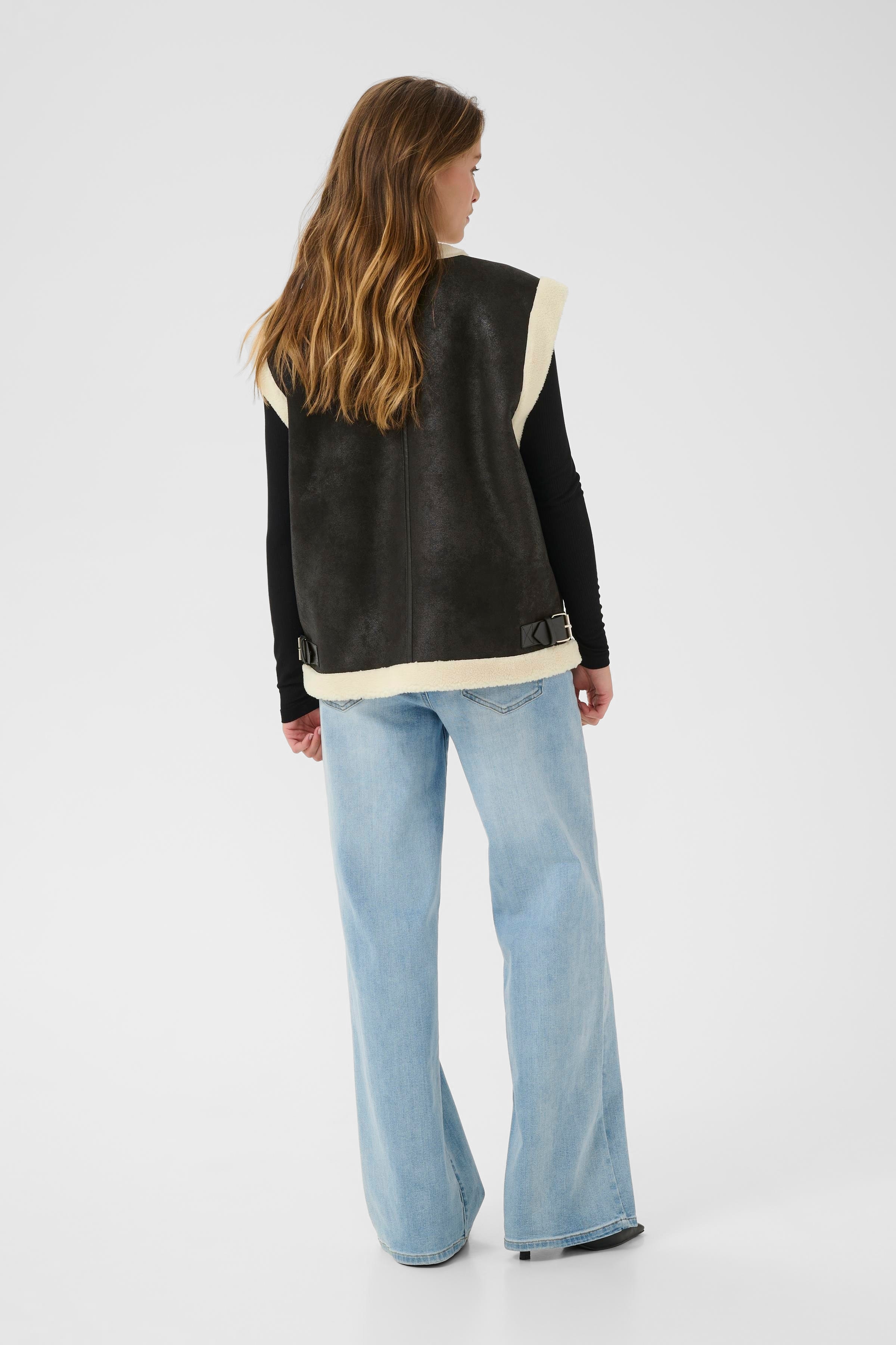 KApernille Warm waistcoat LOOKBOOK BACK 10510199-100121