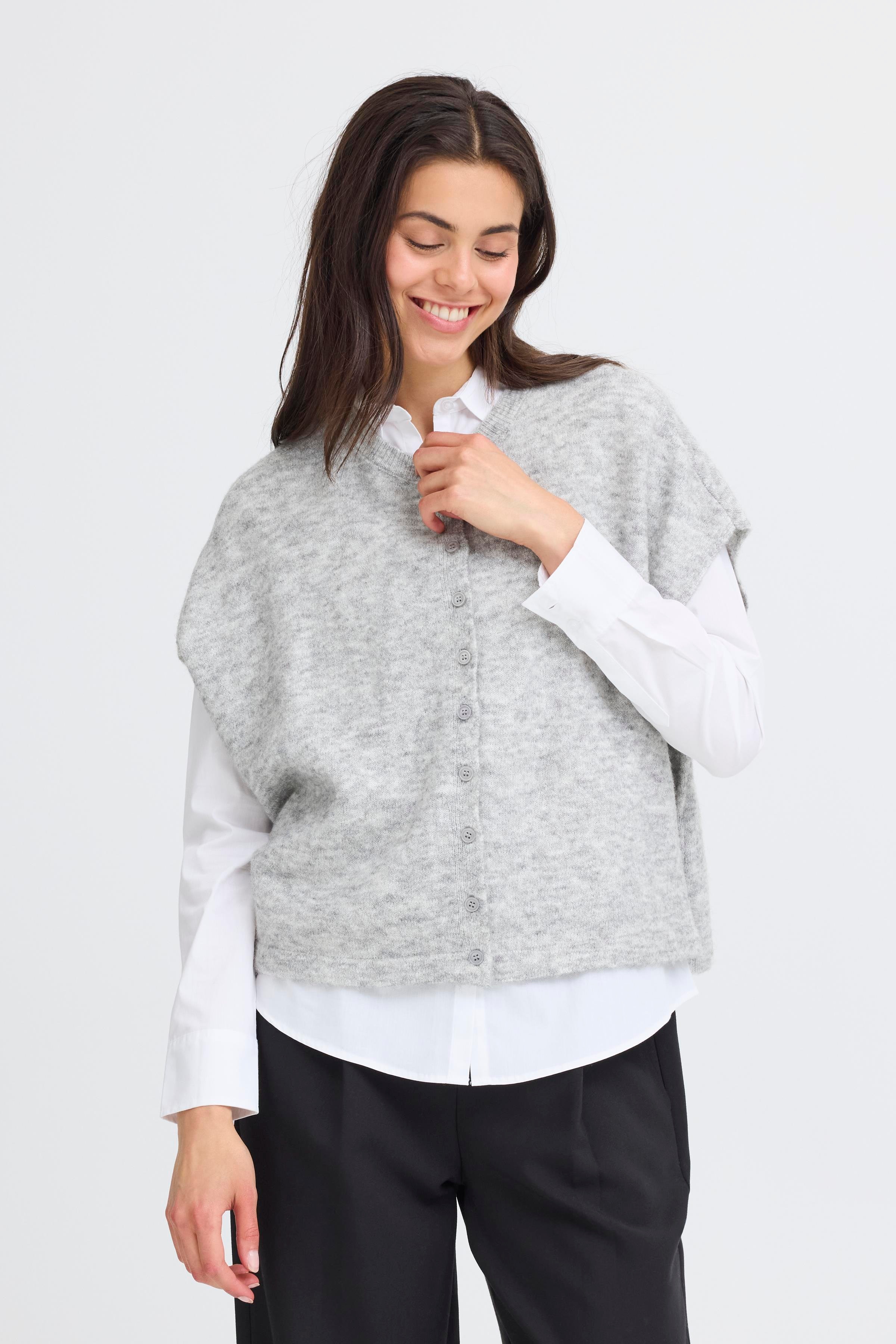 FRSANNY Cardigan LOOKBOOK FRONT 20617049-200122