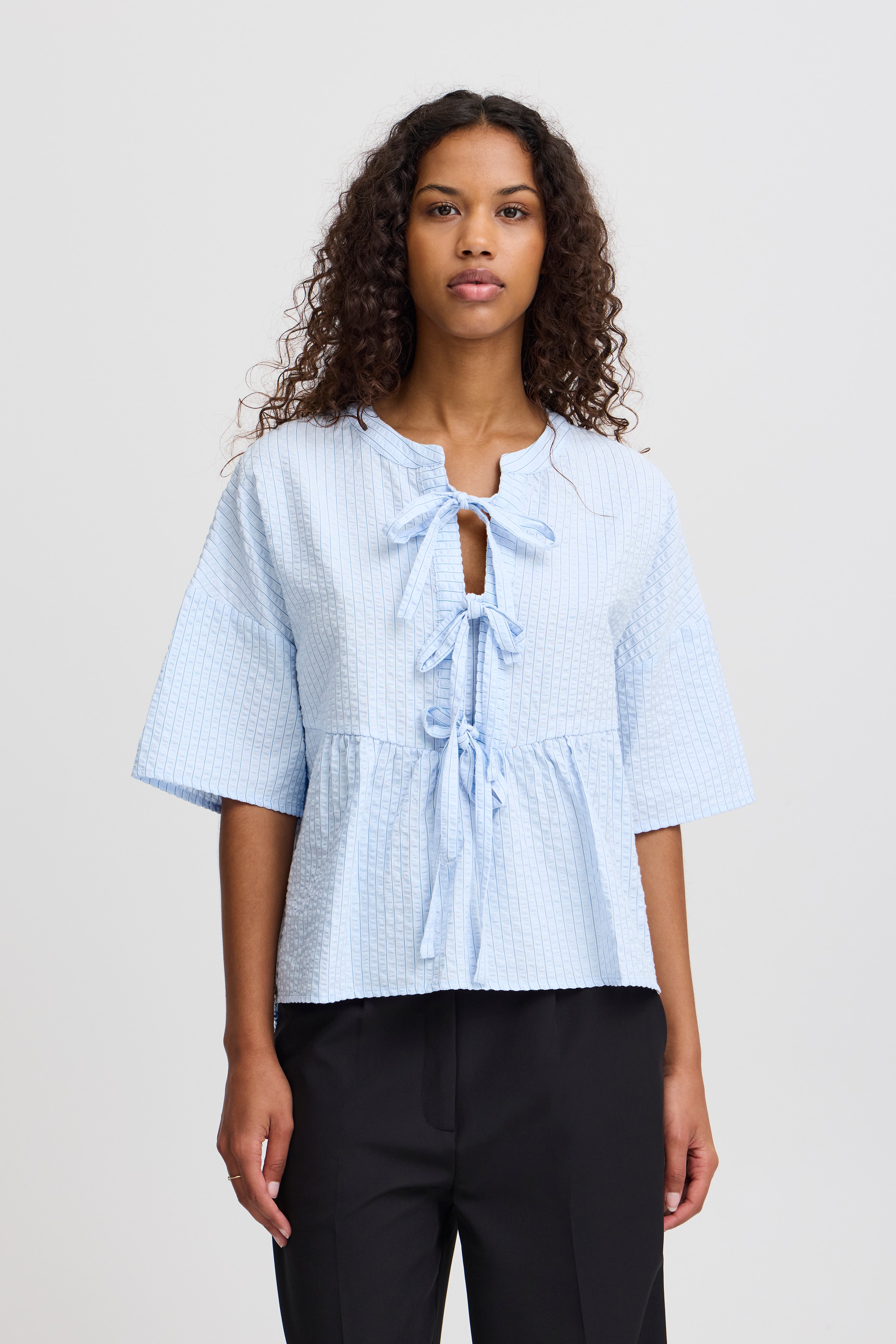 IXLINDA Bluse LOOKBOOK FRONT 20123118-144115