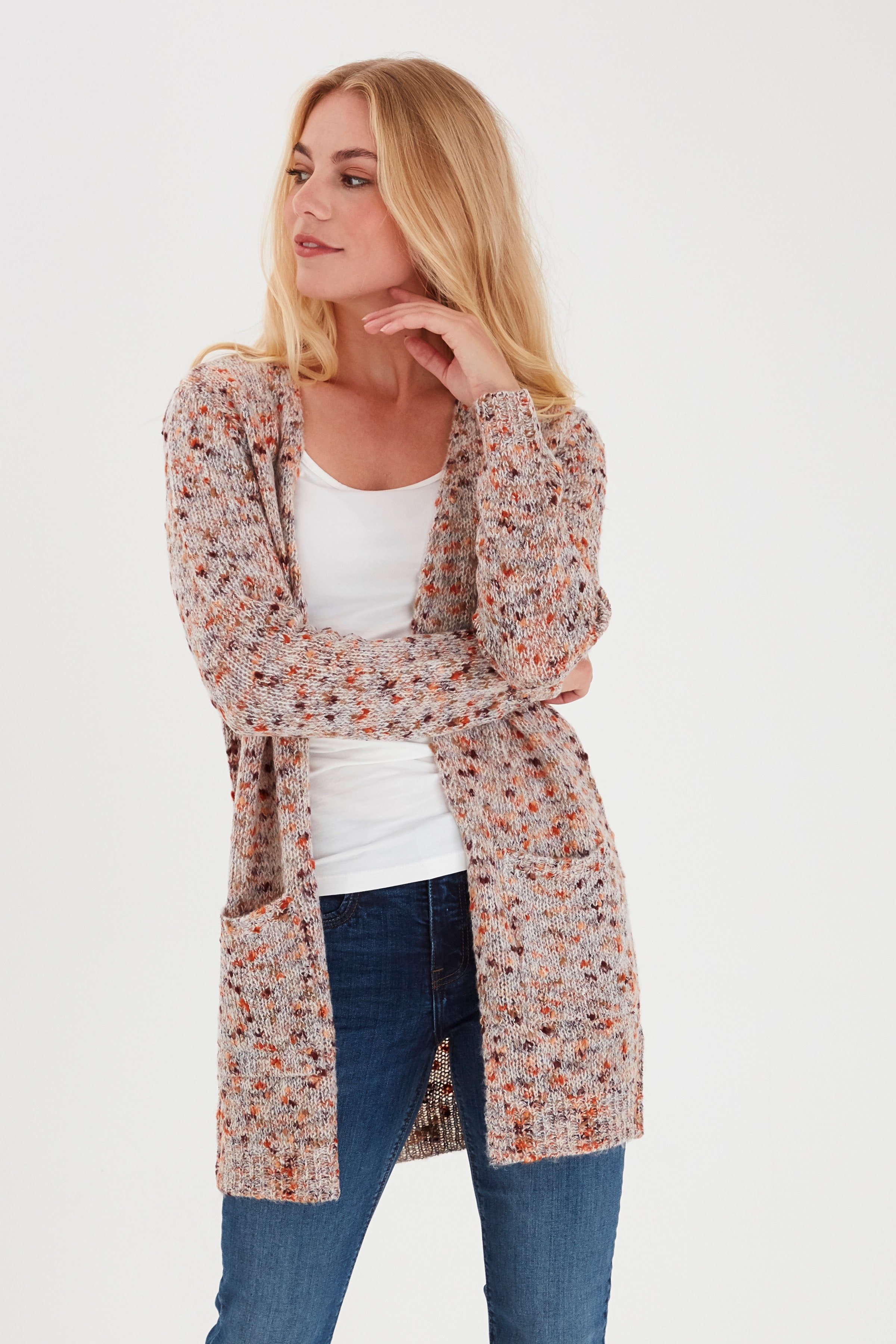 Stickad cardigan LOOKBOOK FRONT 20608490-200121