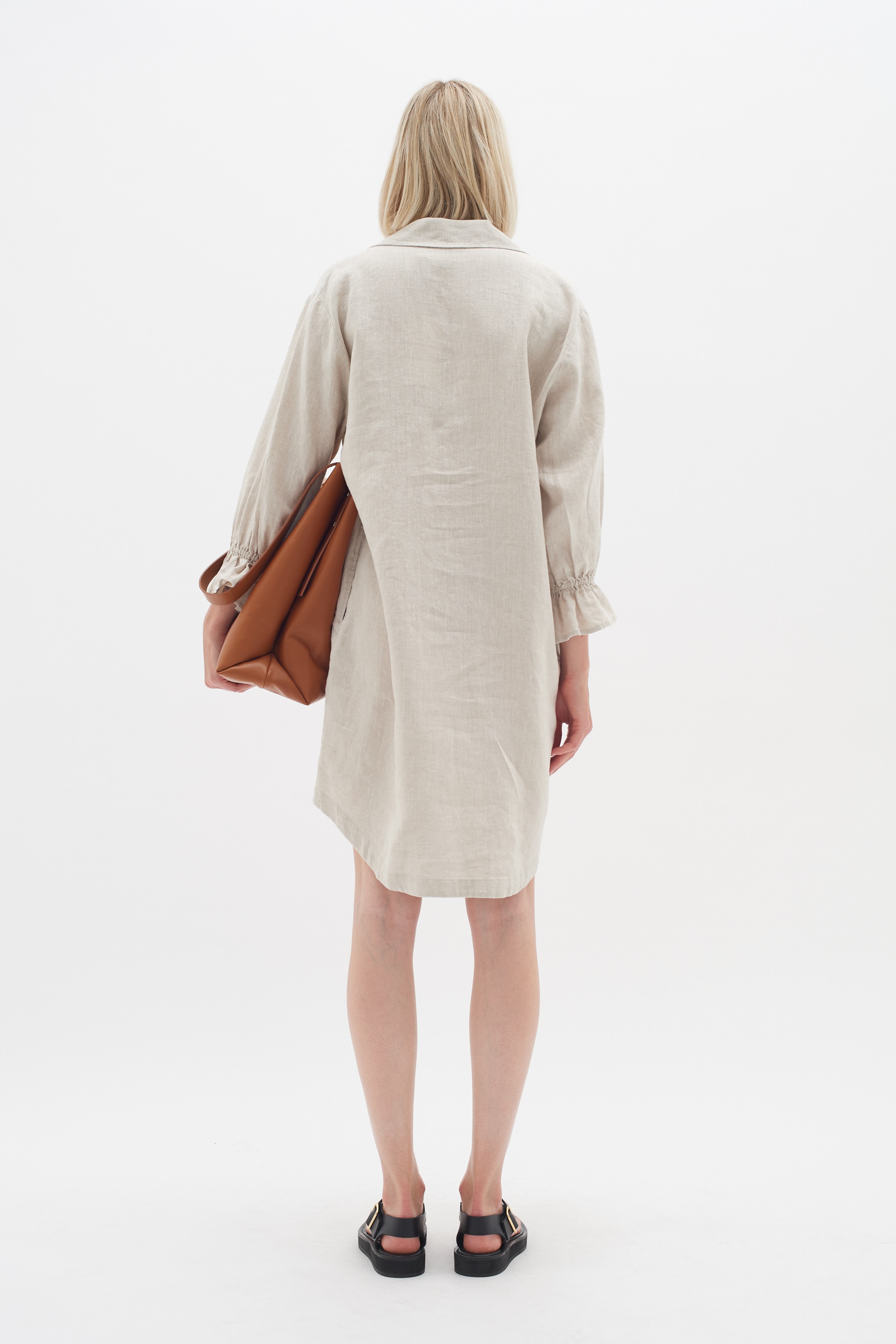 PegIW Linen Dress LOOKBOOK BACK 30109180-1304031