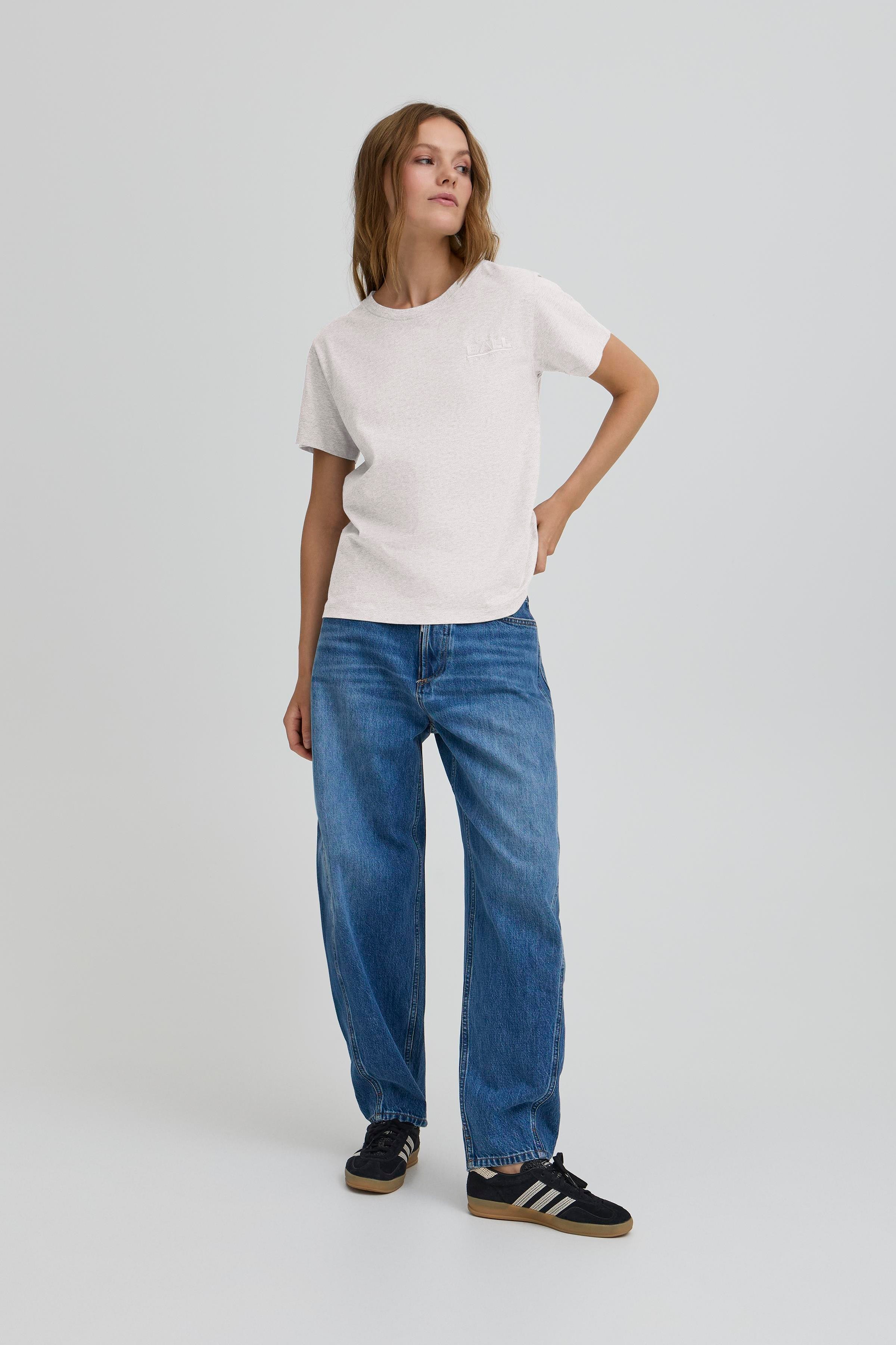 BASIMONA T-shirt LOOKBOOK FRONT 50405380-191526