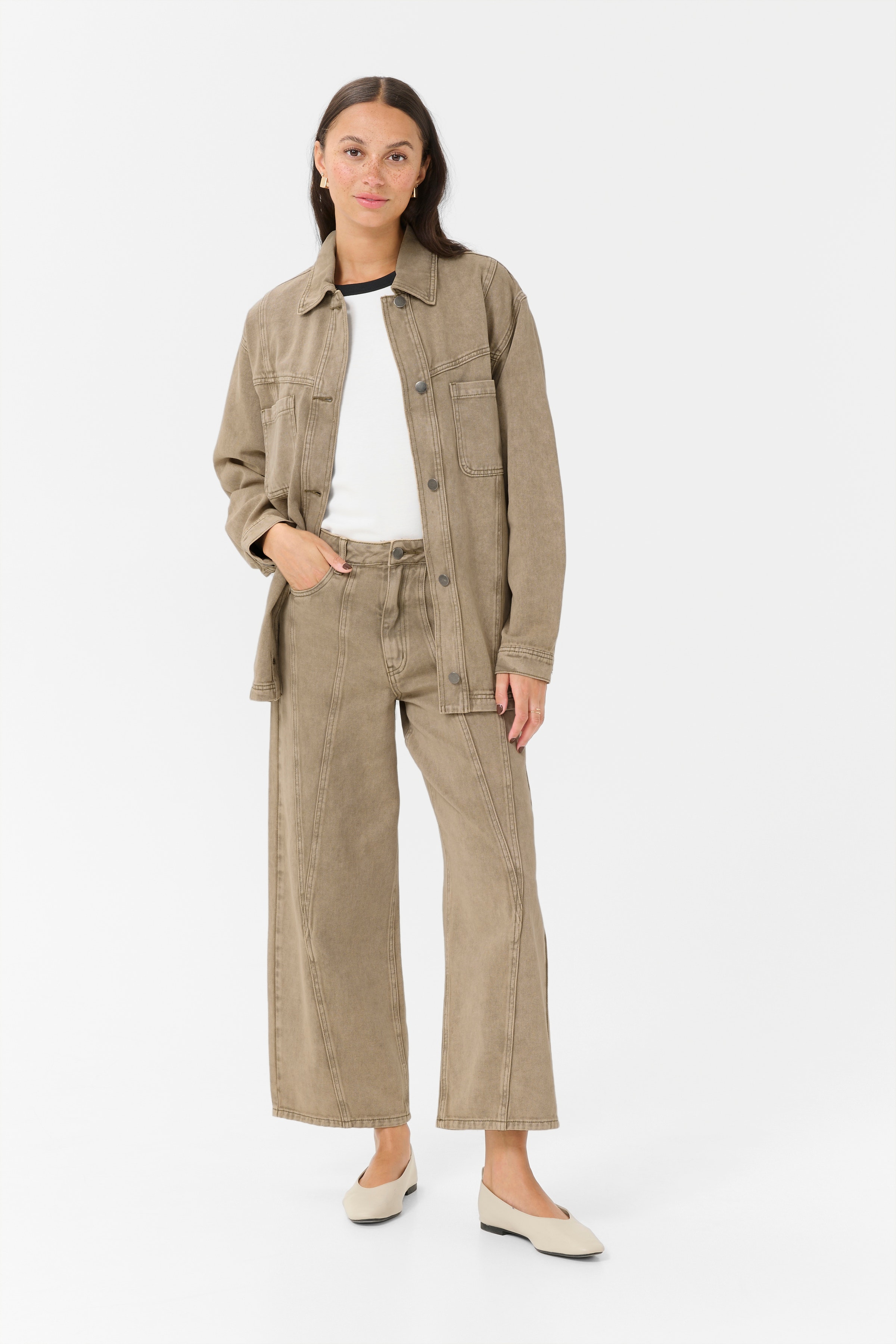 KArania Denimjacke LOOKBOOK FRONT 10509876-107384