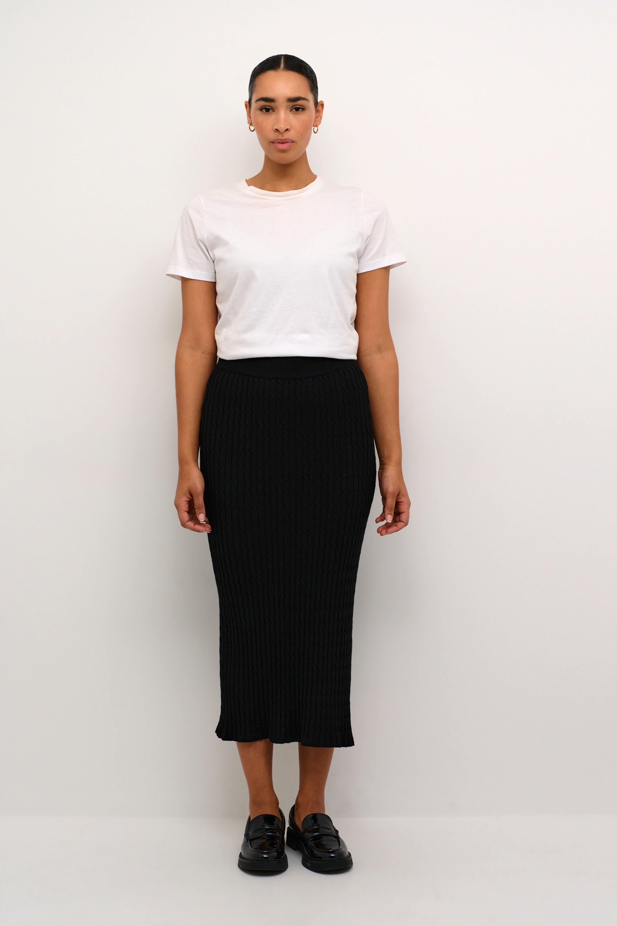 KAsilla Skirt LOOKBOOK FRONT 10509053-100121