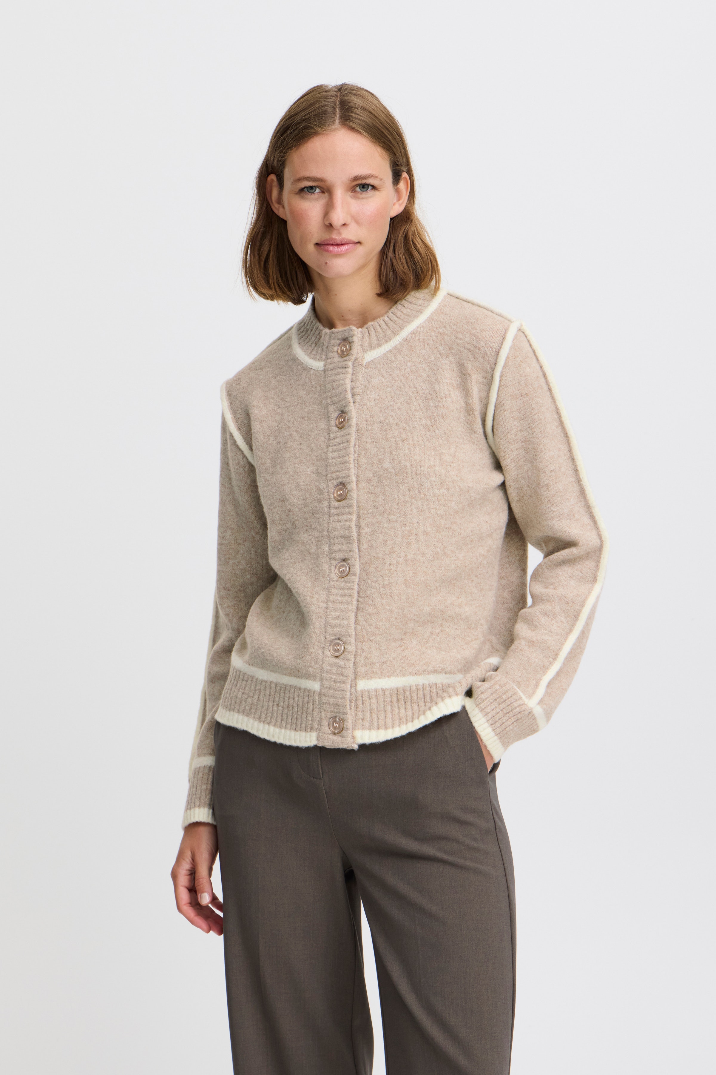 BYNINNA Cardigan LOOKBOOK FRONT 20815679-203340