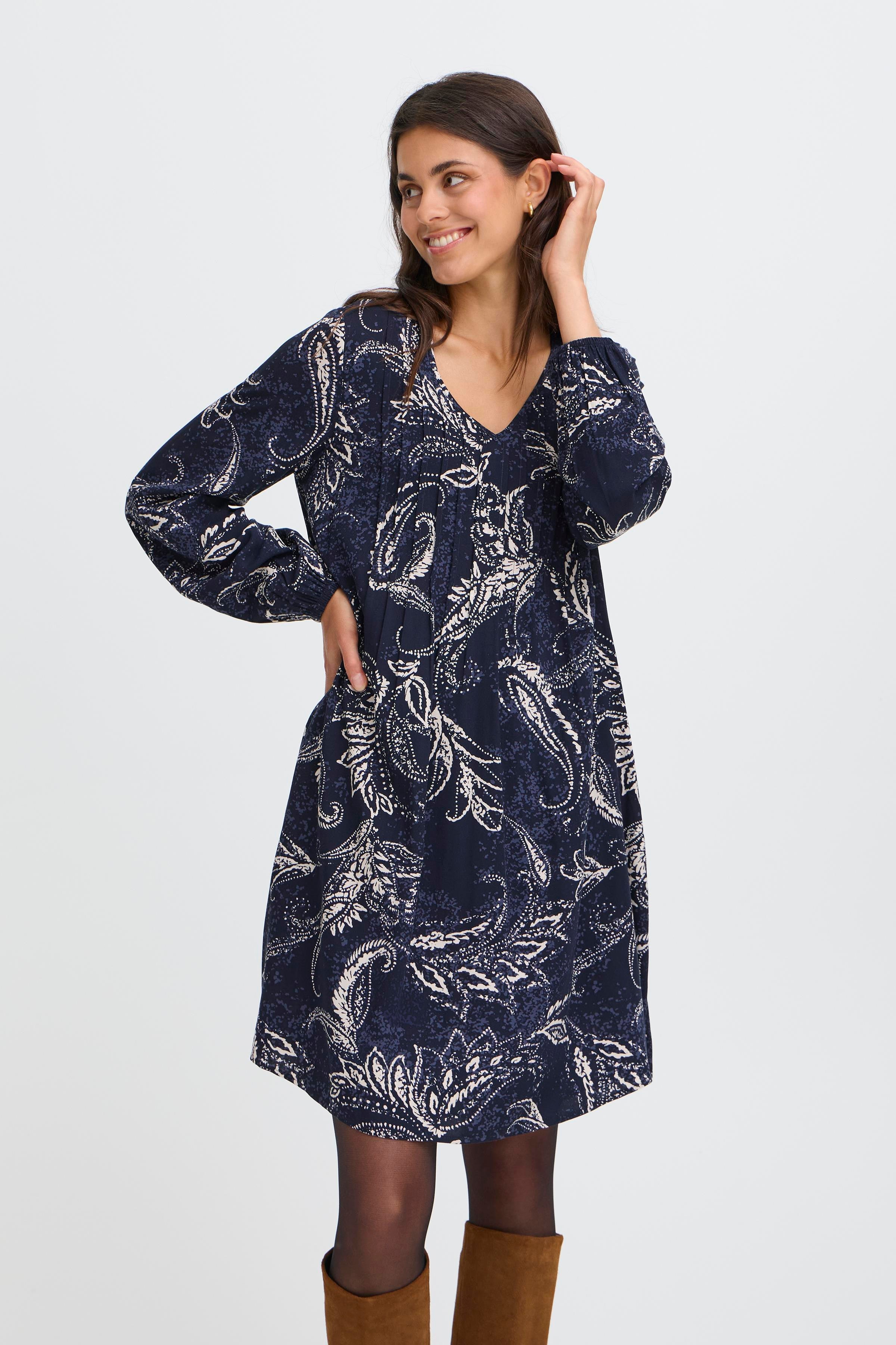 FRKIKI Kjole LOOKBOOK FRONT 20617102-900001535