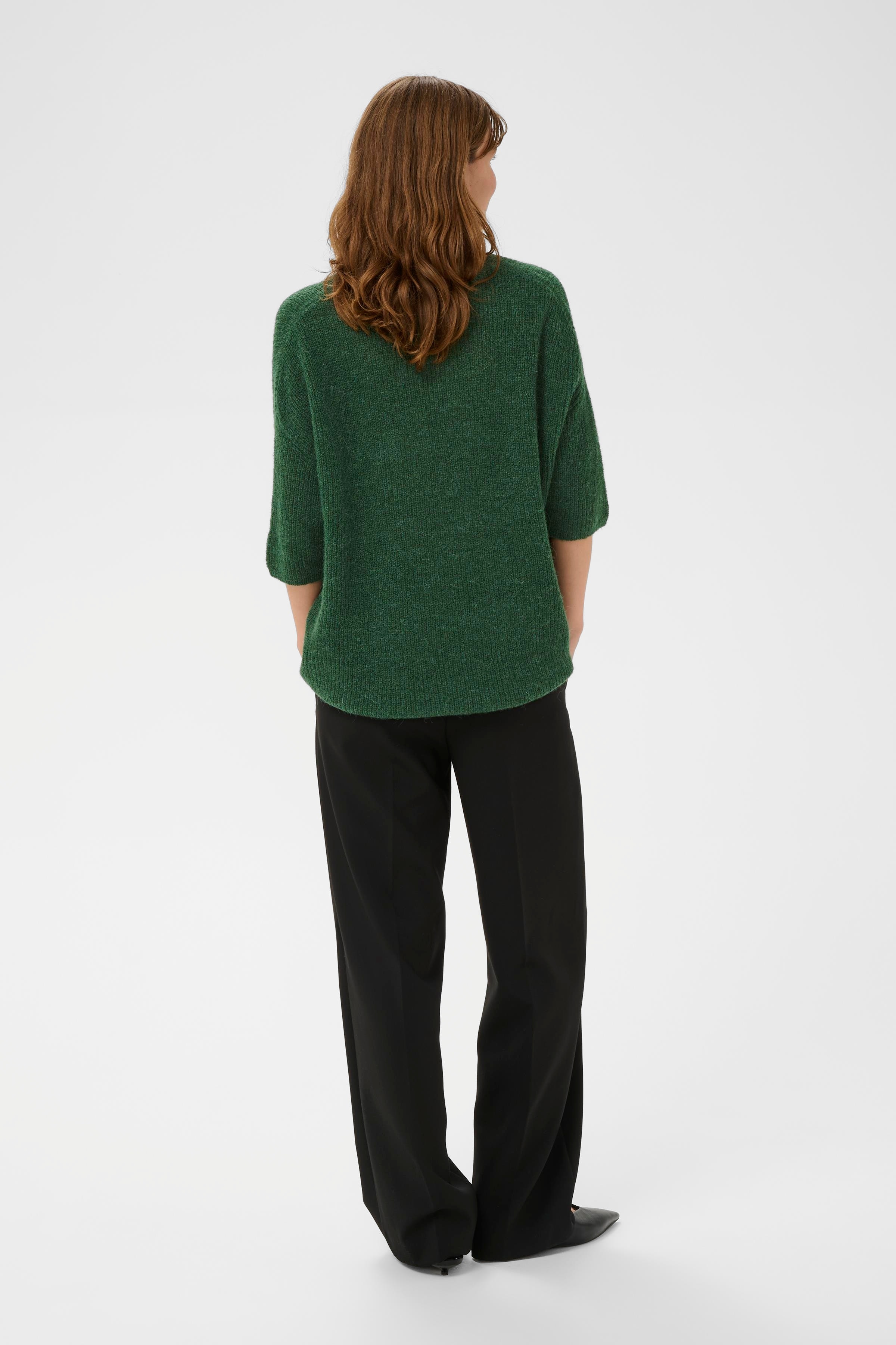 Tuesday Pullover LOOKBOOK BACK 30400427-195411