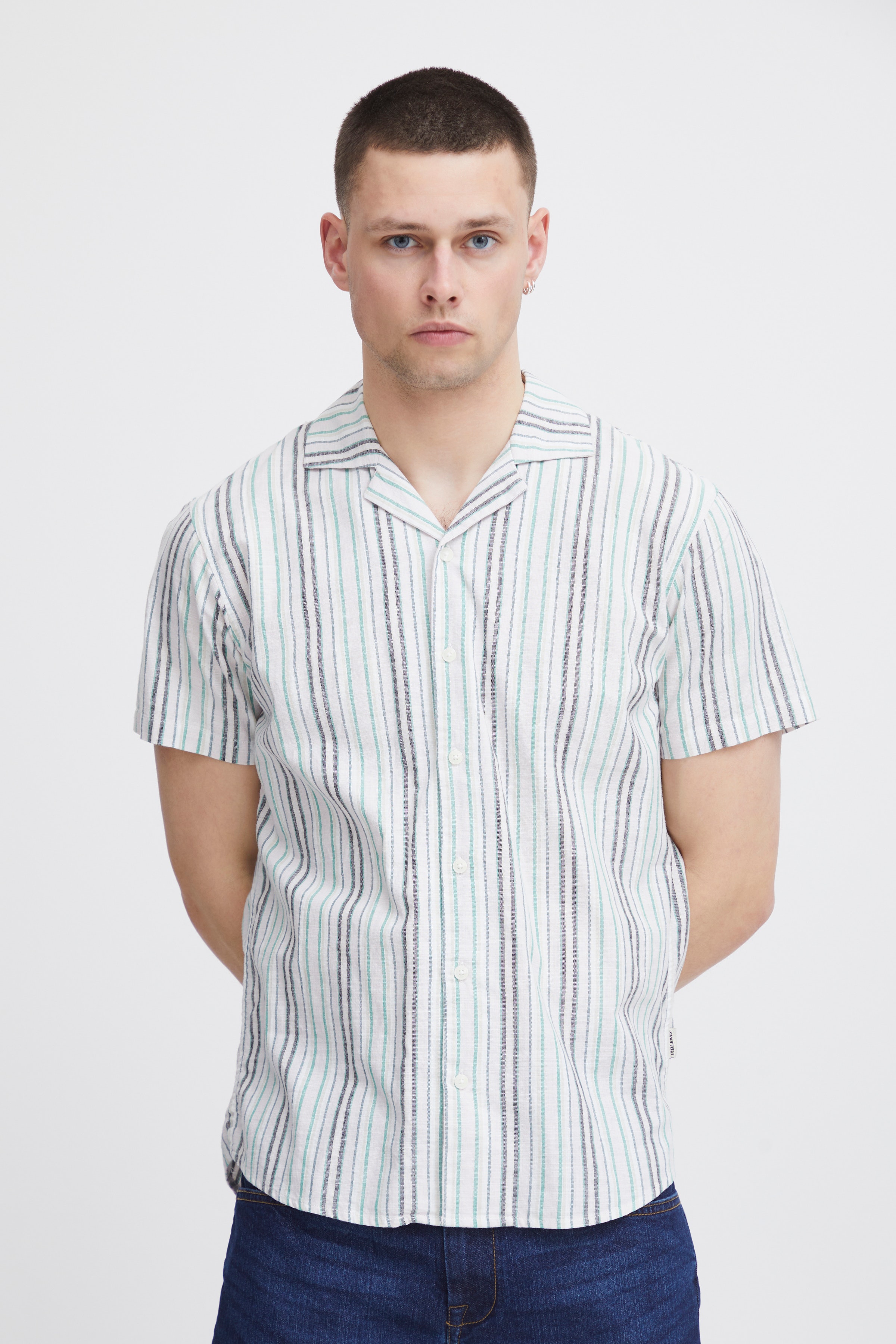 Short sleeved shirt LOOKBOOK FRONT 20716755-110602