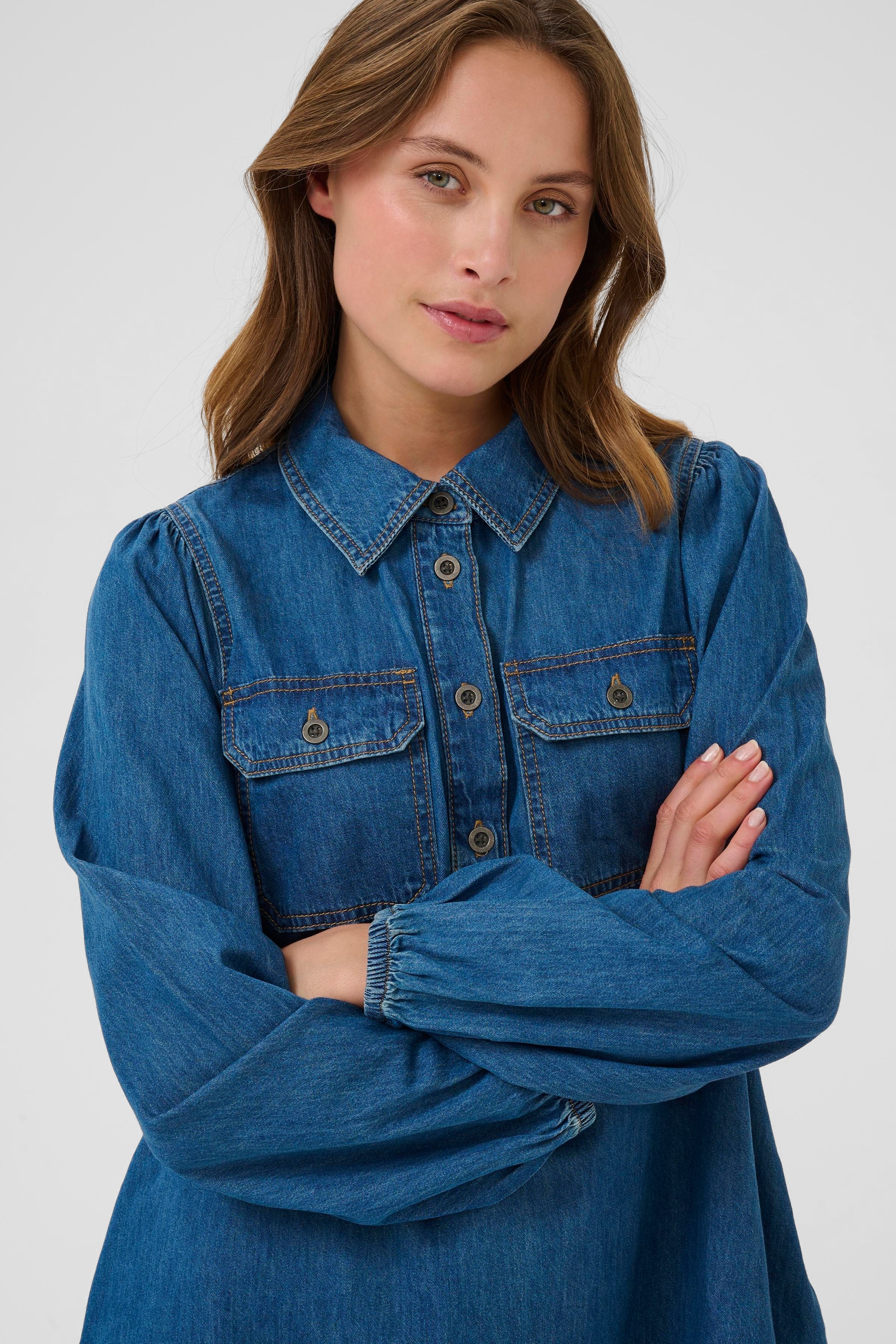 CUbayla Jeanskleid LOOKBOOK FRONT 50112799-500029