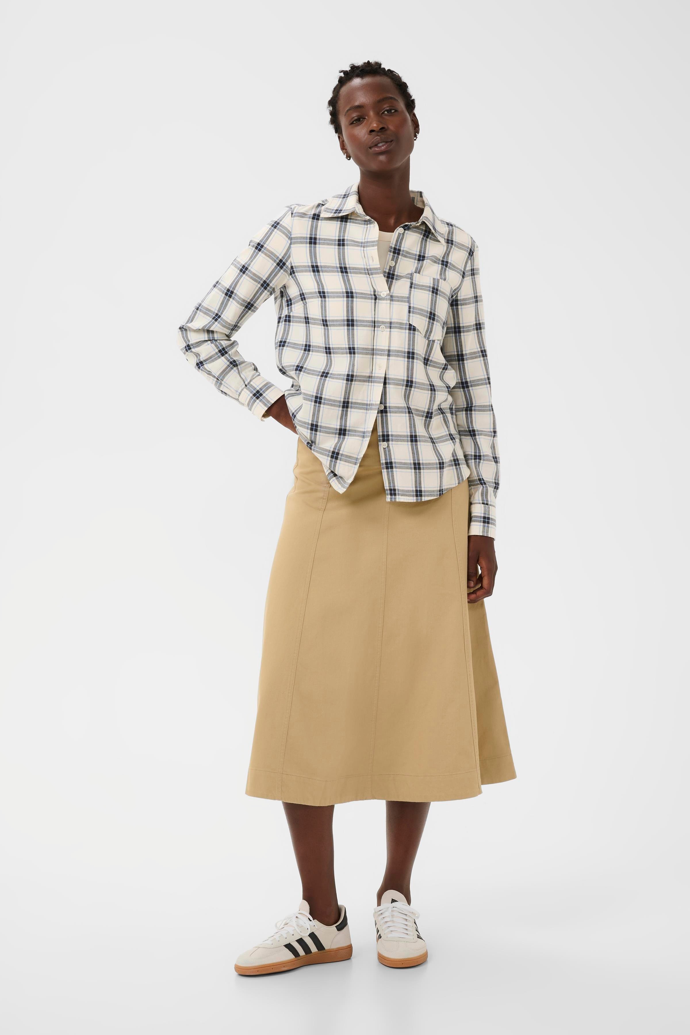 YanaPW Shirt LOOKBOOK FRONT 30310281-304552