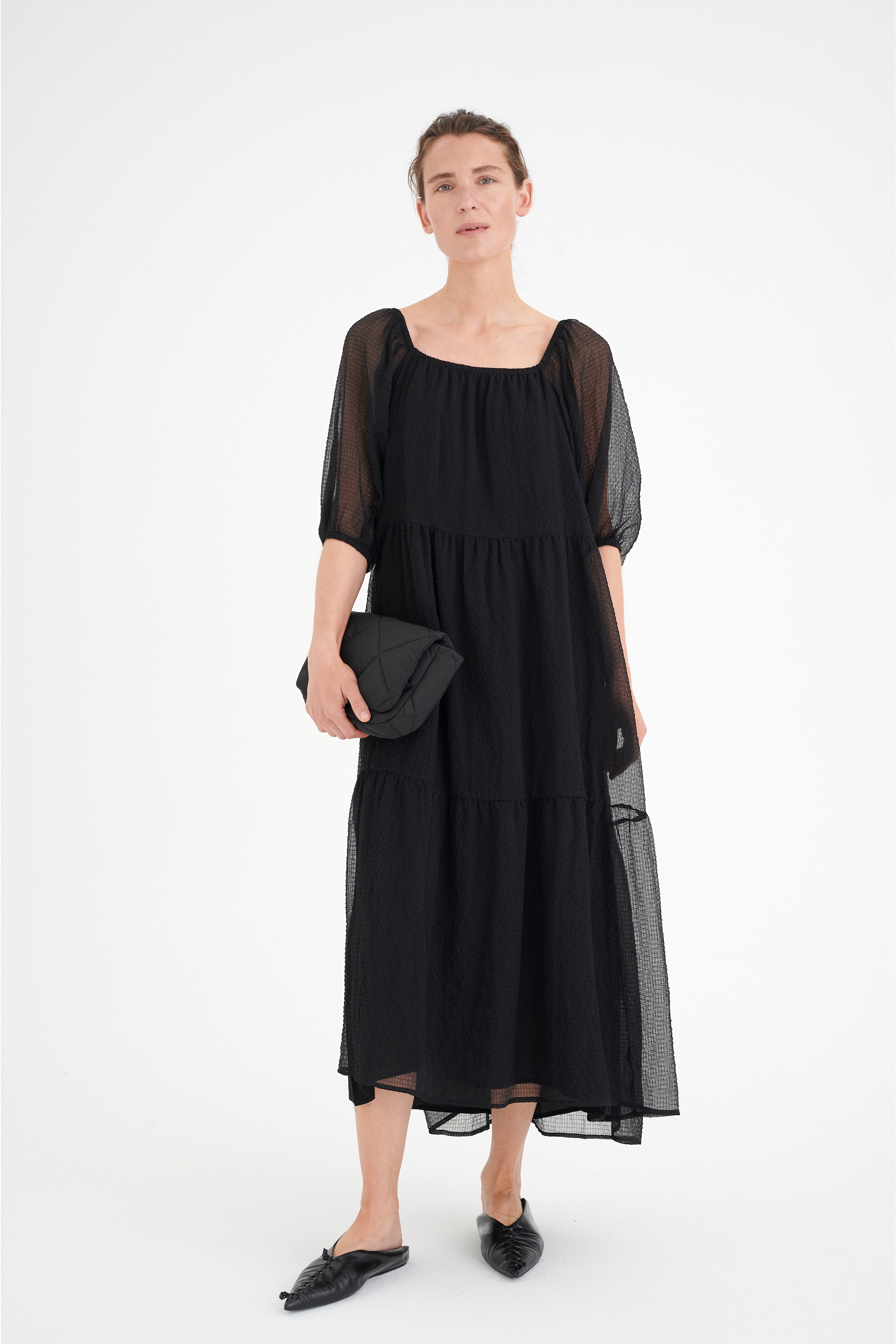 YazzyIW Kjole LOOKBOOK FRONT 30106429-194008