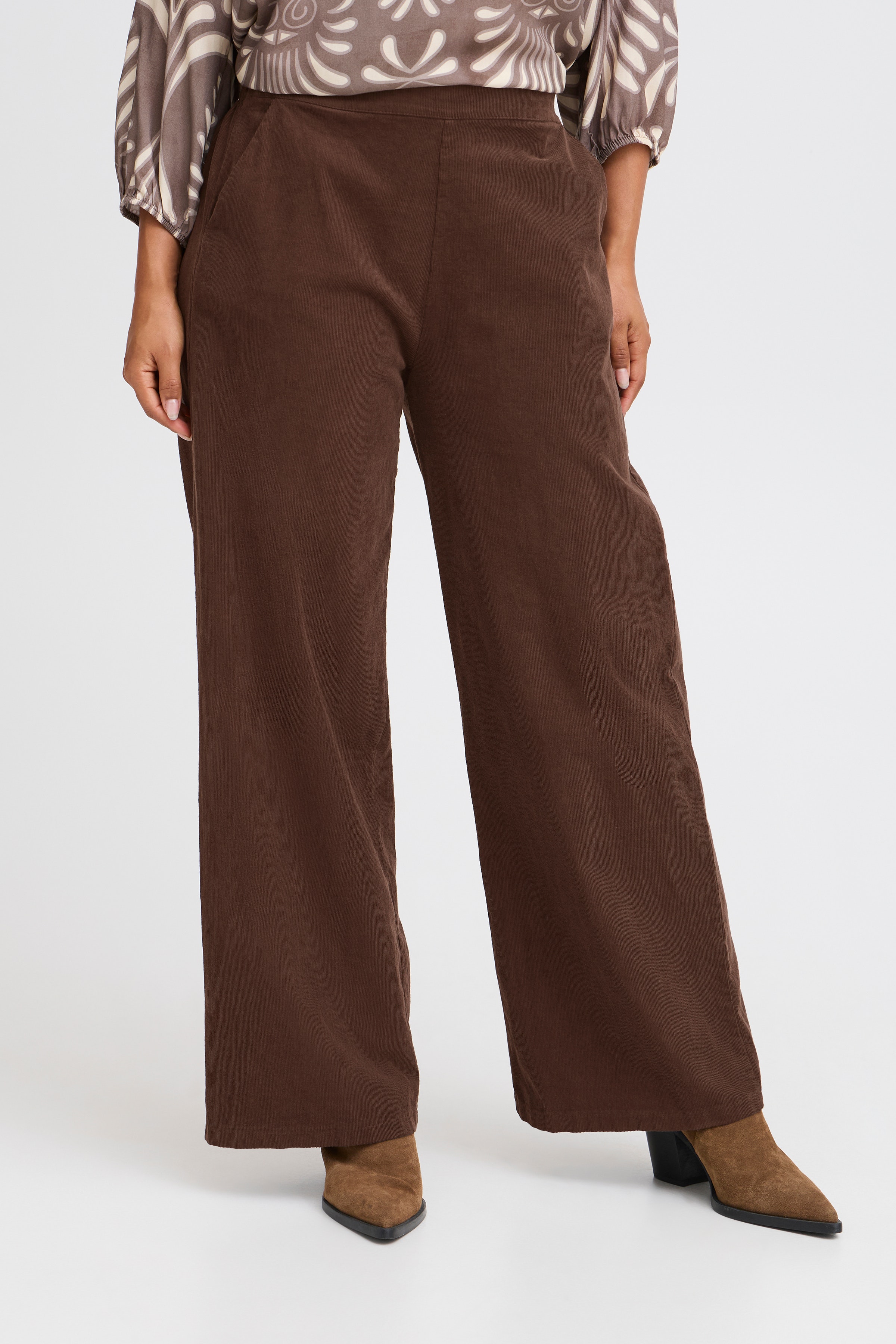 SBBALA Trousers LOOKBOOK FRONT 22100856-190912