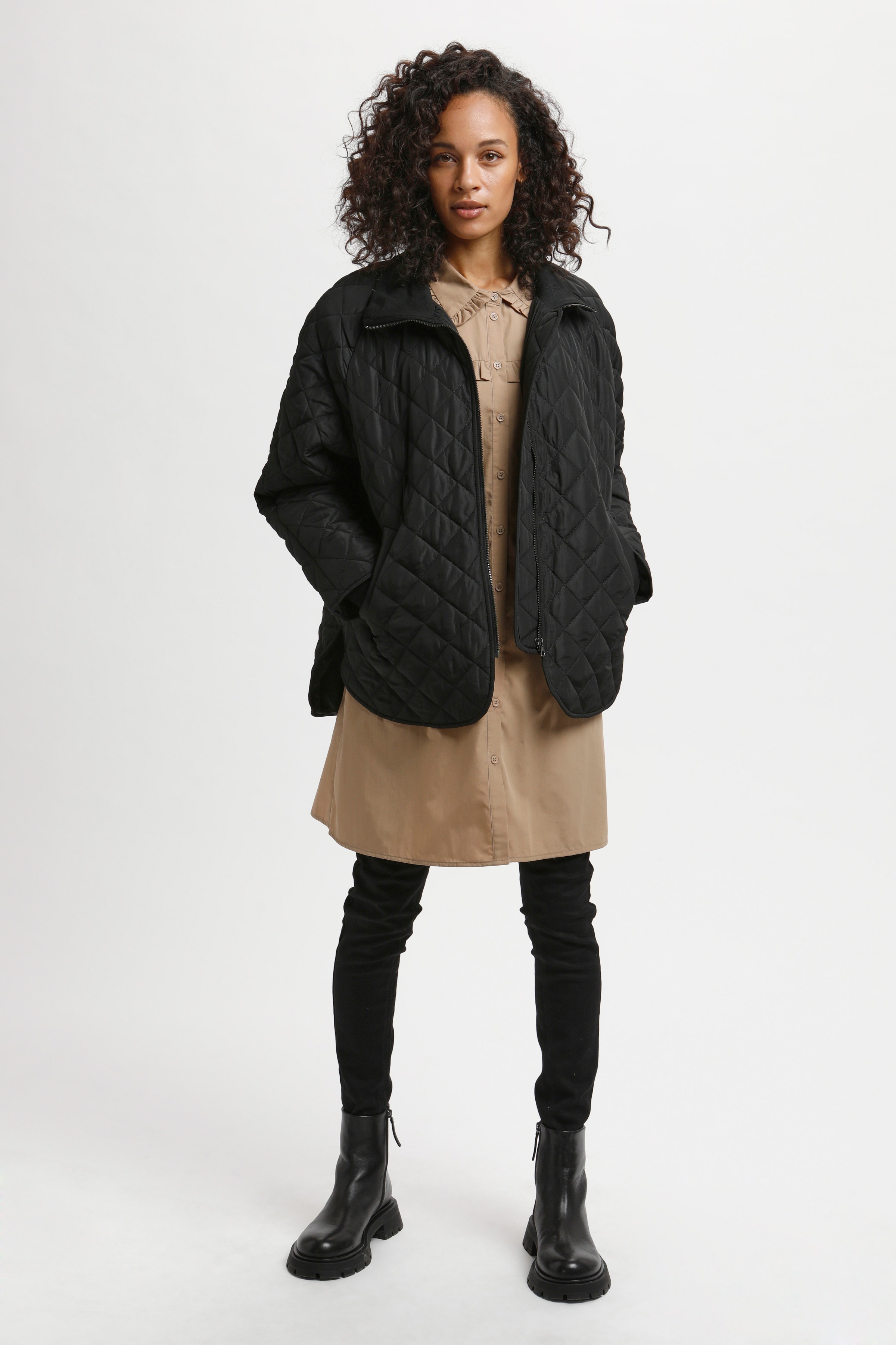 KAseverina Quilted Jacket | Overtøj LOOKBOOK FRONT 10505767-100121