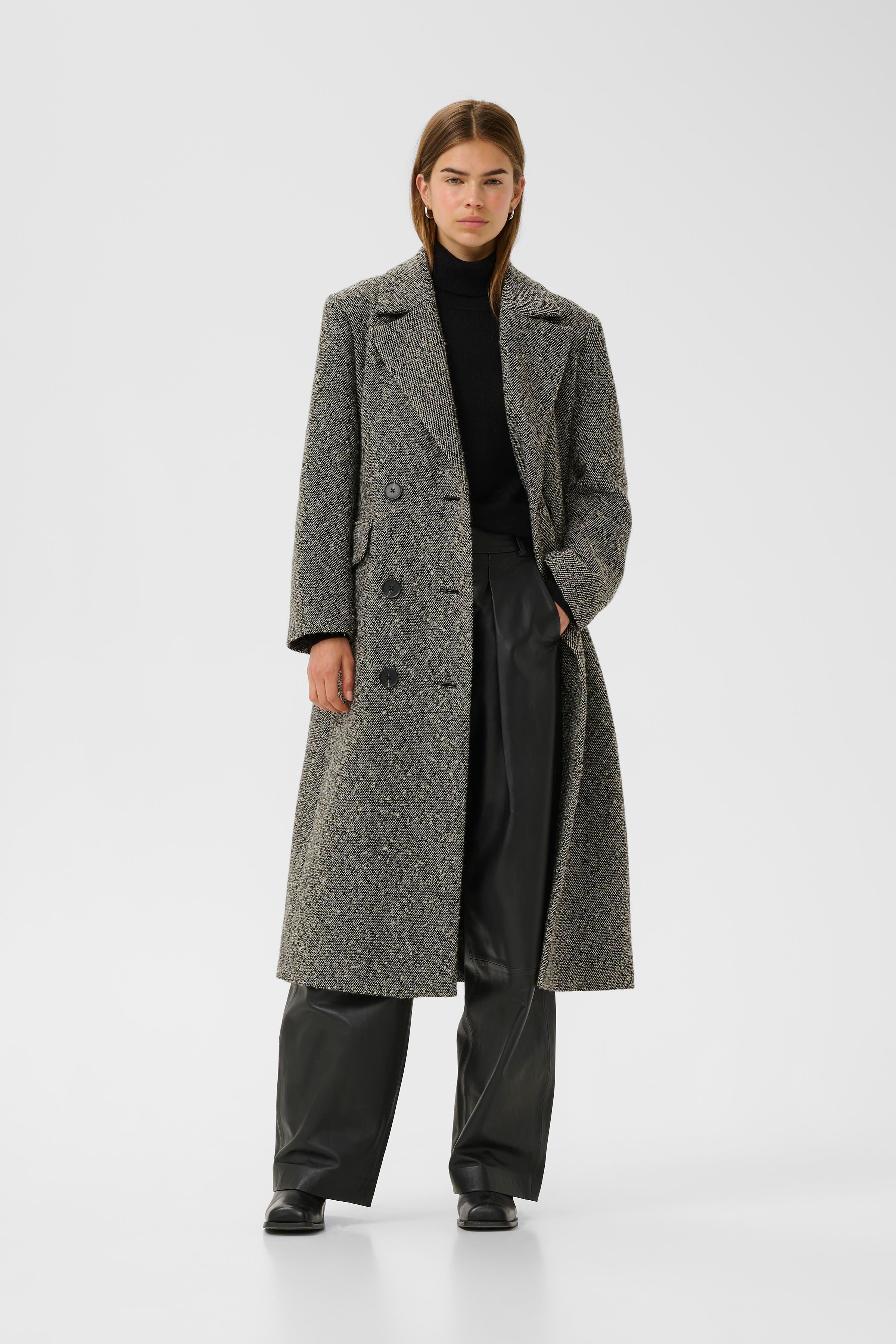 YashaIW Lapel Coat LOOKBOOK FRONT 30110613-300027