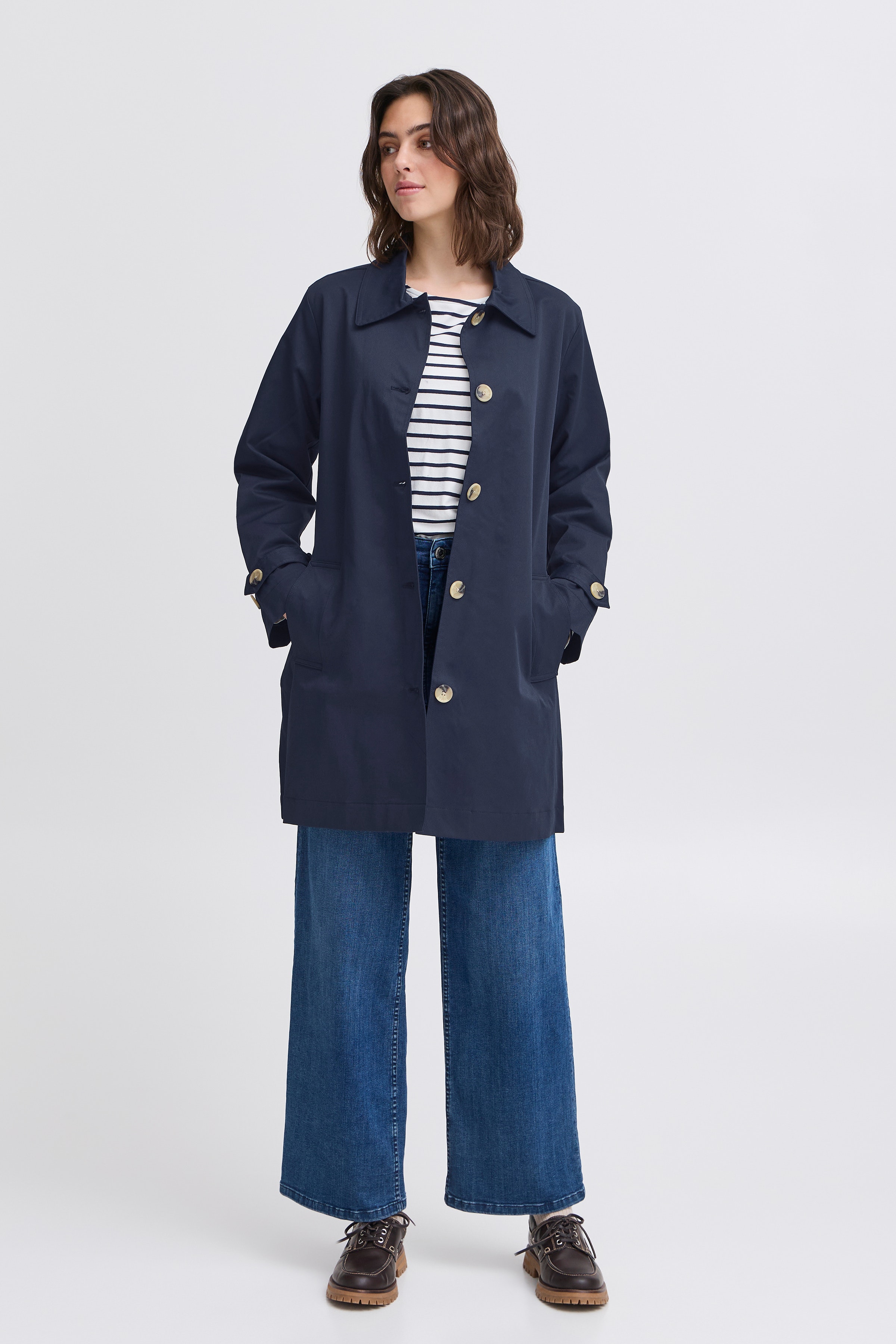FRTRINA Jacke LOOKBOOK FRONT 20615658-193923