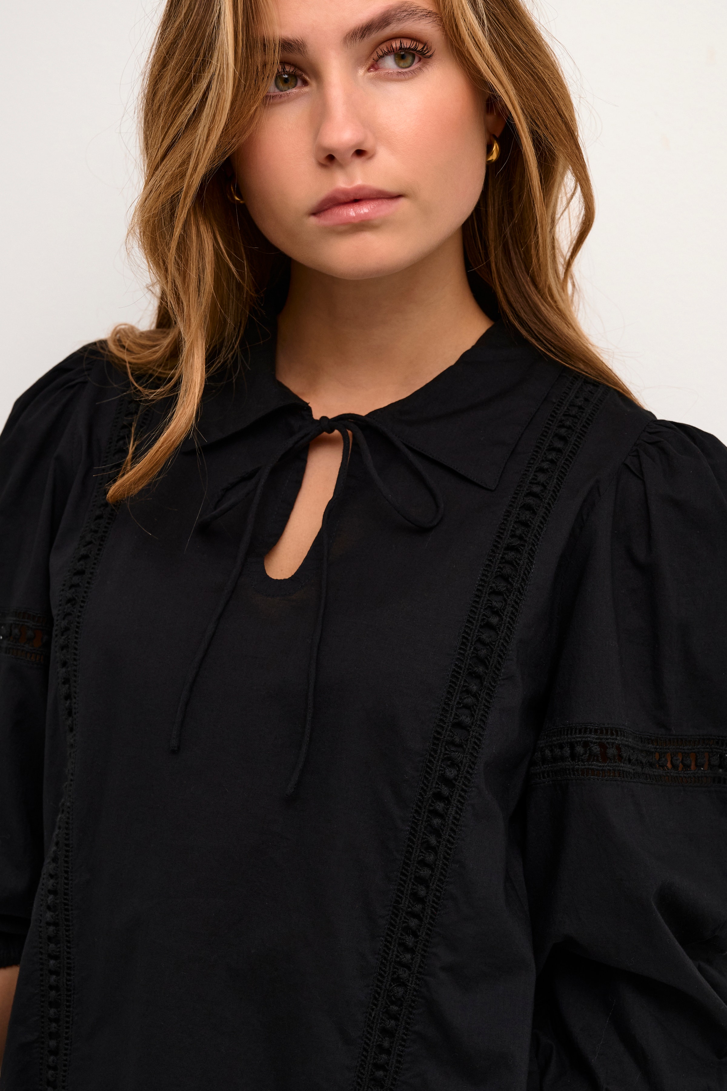 KAhannah Bluse LOOKBOOK DETAIL 10507537-100121