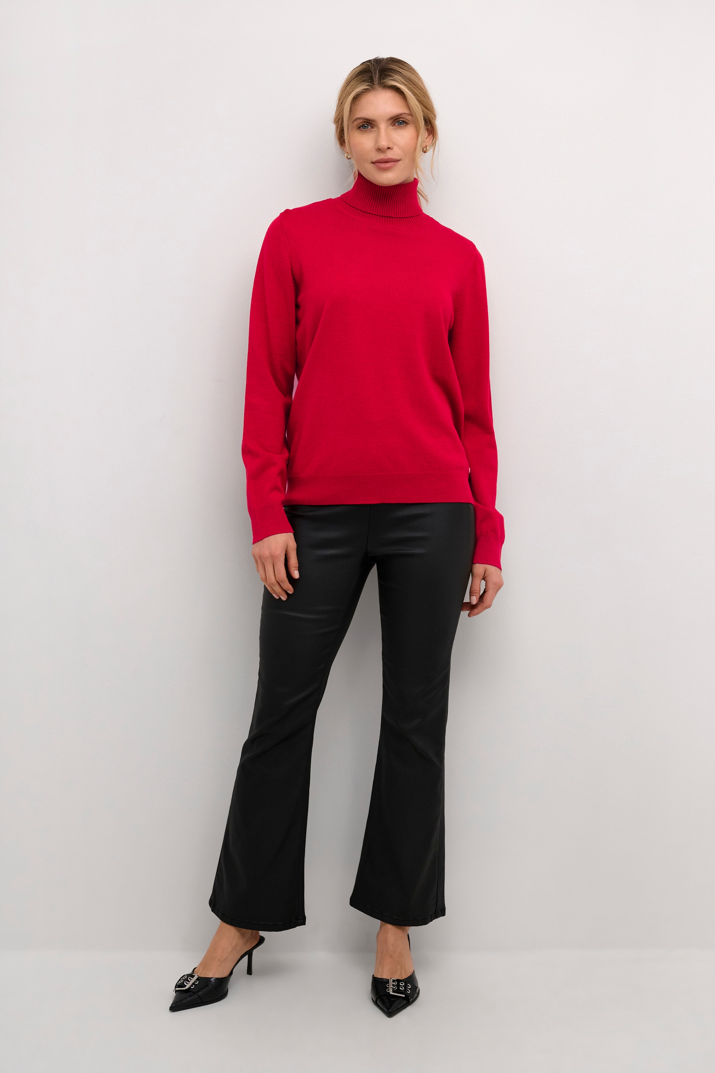 CRVillea Pullover LOOKBOOK FRONT 10612956-191862