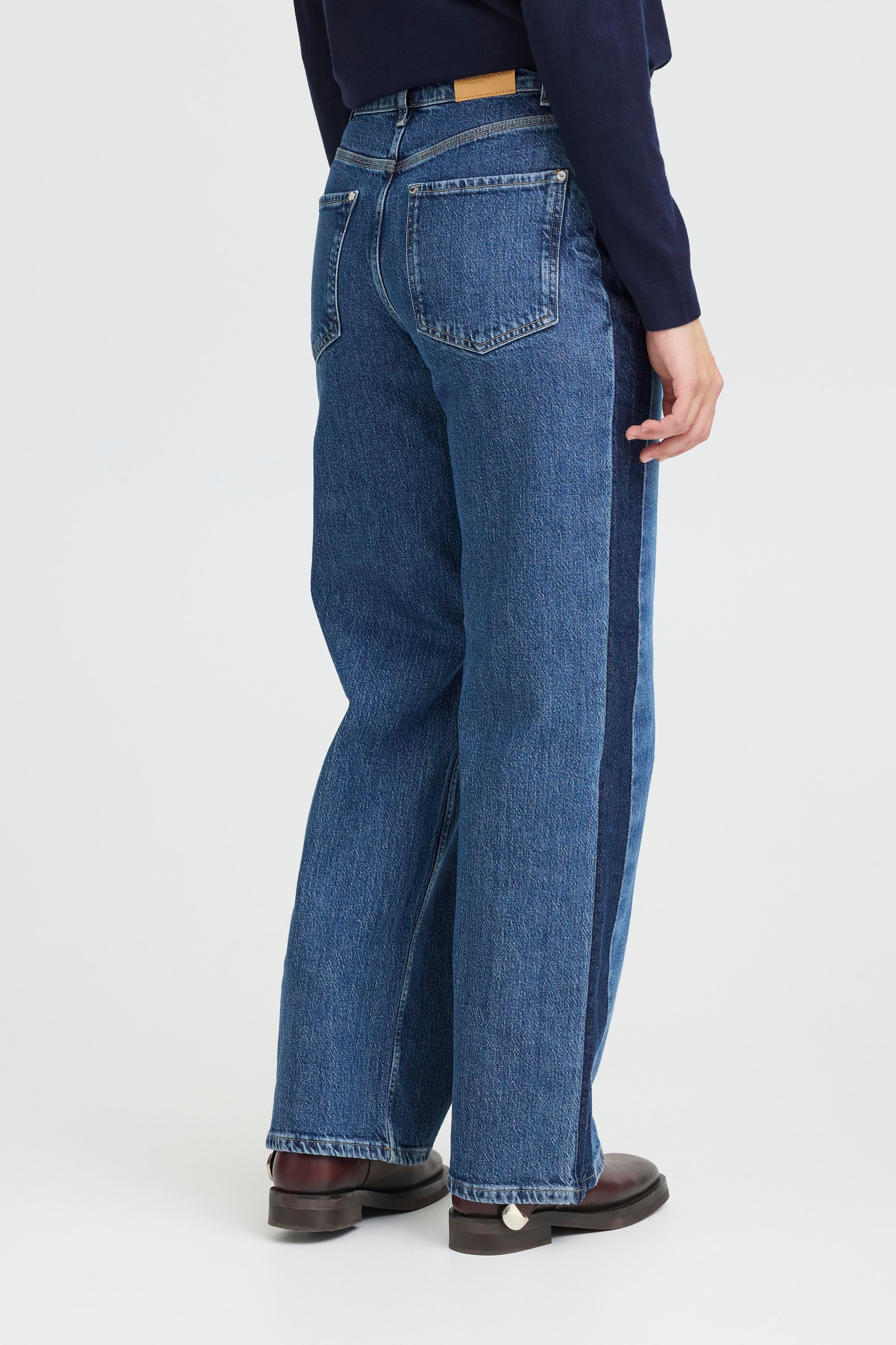 PZVEGA Jeans LOOKBOOK BACK 50209028-200005