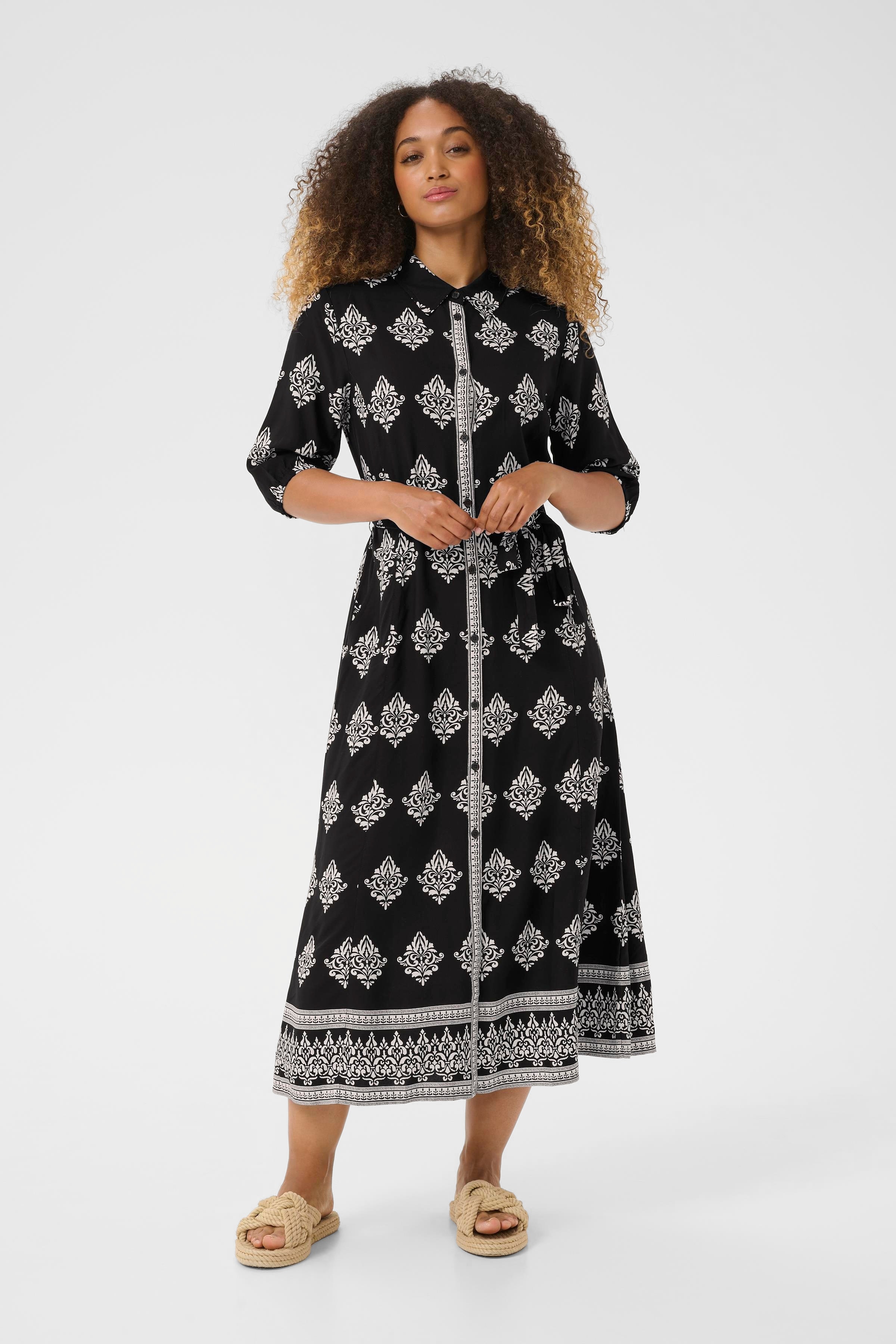 CRTiah Kjole LOOKBOOK FRONT 10611340-108048