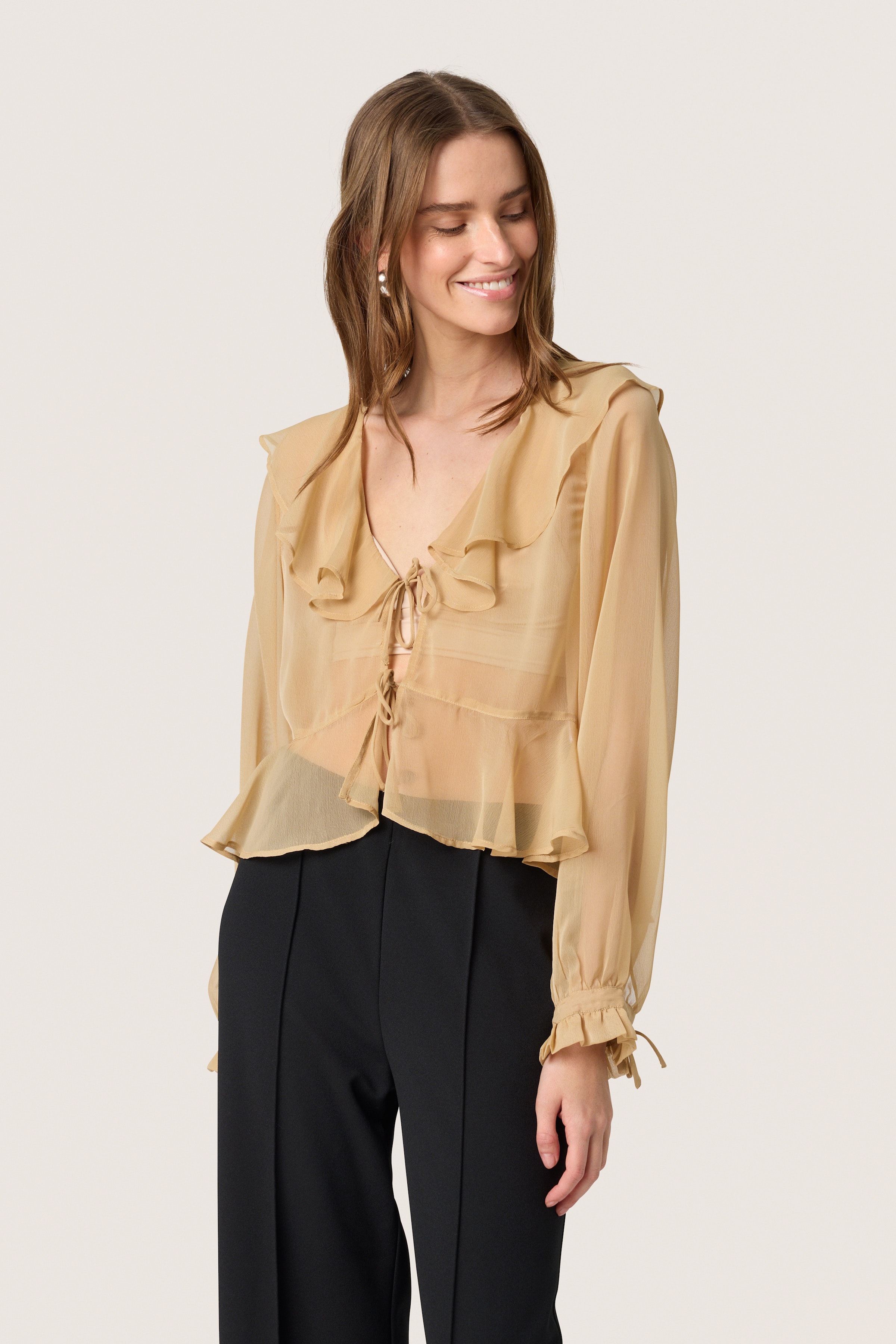 SLJatessan Bluse LOOKBOOK FRONT 30408669-151114