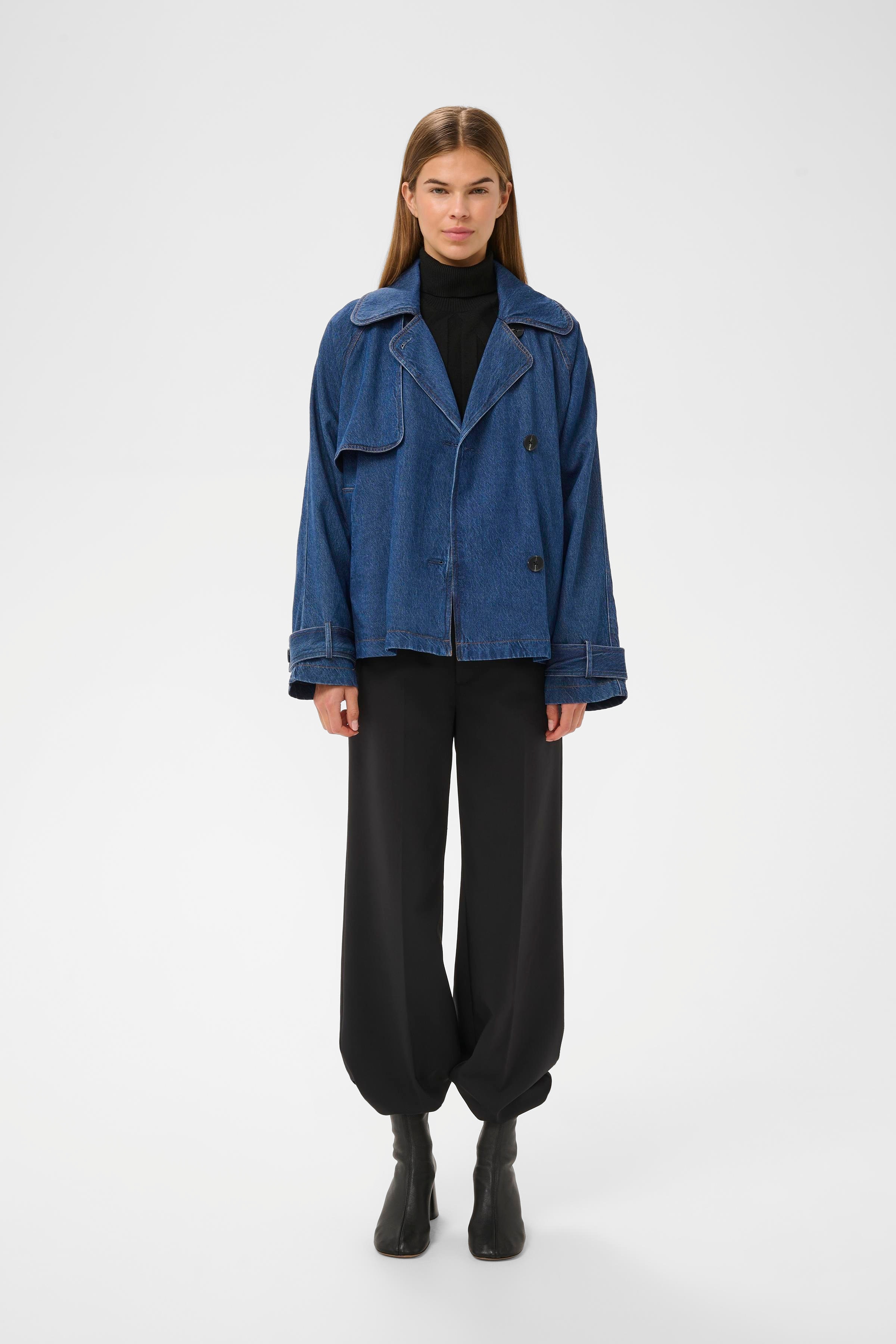 MableIW Ytterplagg LOOKBOOK FRONT 30110518-303349